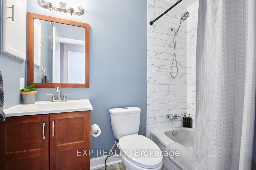 Photo 18 of 138 Acklam Terrace, Ottawa, Kanata - Morgan's Grant/South March — HOMEH