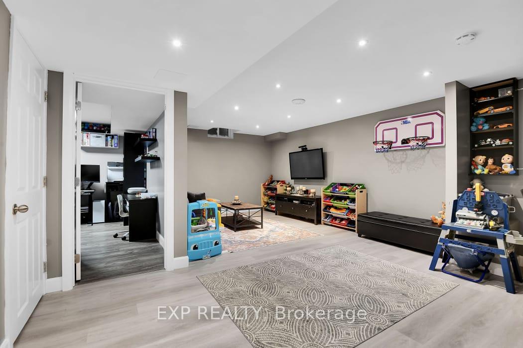 Photo 24 of 138 Acklam Terrace, Ottawa, Kanata - Morgan's Grant/South March — HOMEH