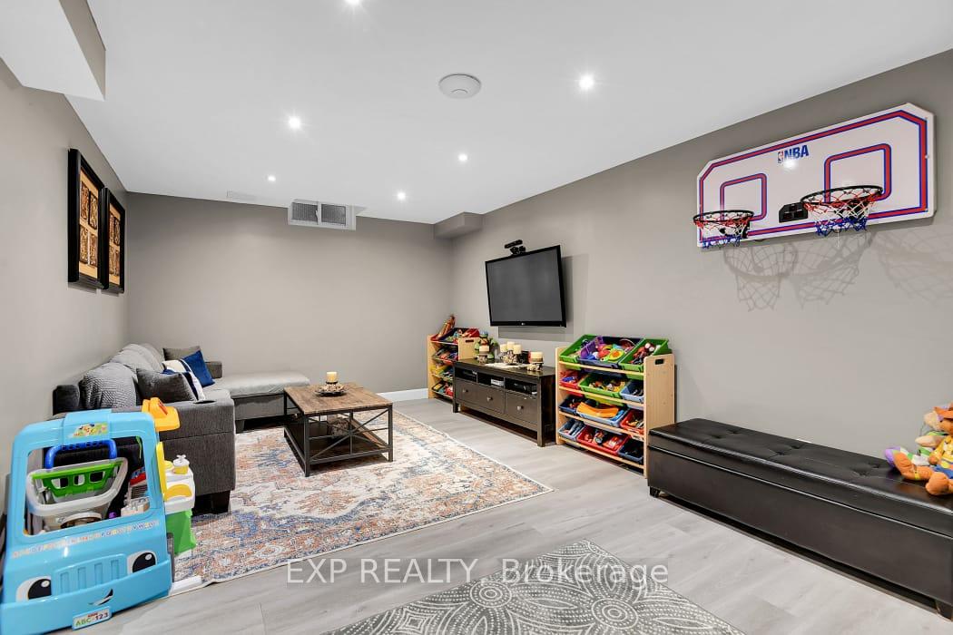 Photo 25 of 138 Acklam Terrace, Ottawa, Kanata - Morgan's Grant/South March — HOMEH