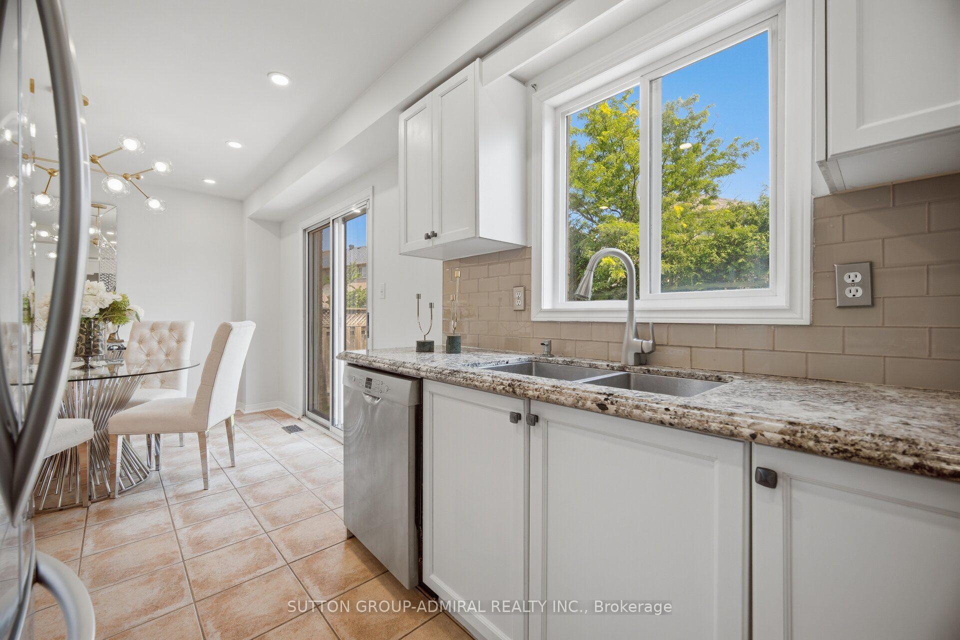 Photo 14 of 187 Red Maple Road, Richmond Hill, Langstaff — HOMEH