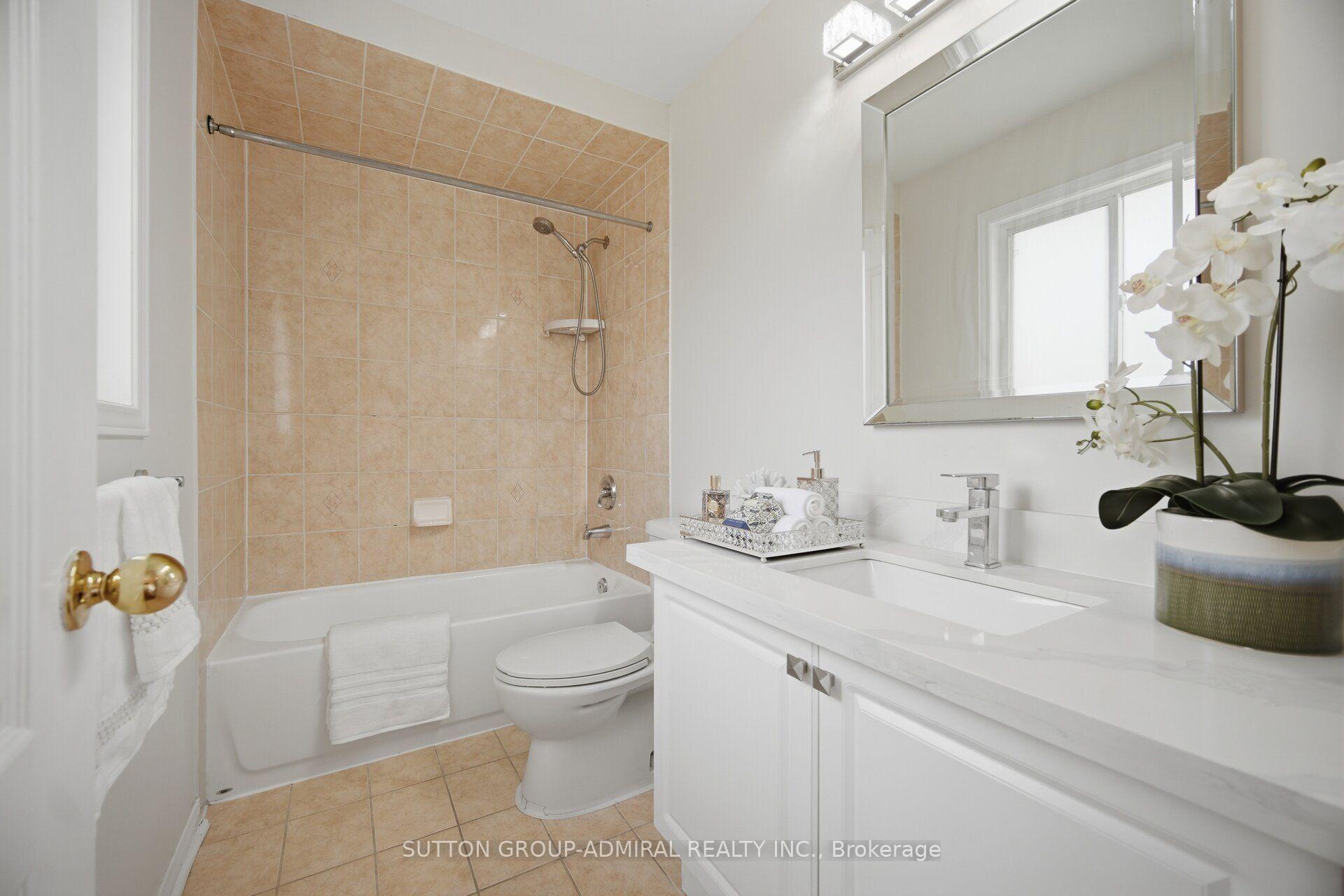 Photo 31 of 187 Red Maple Road, Richmond Hill, Langstaff — HOMEH