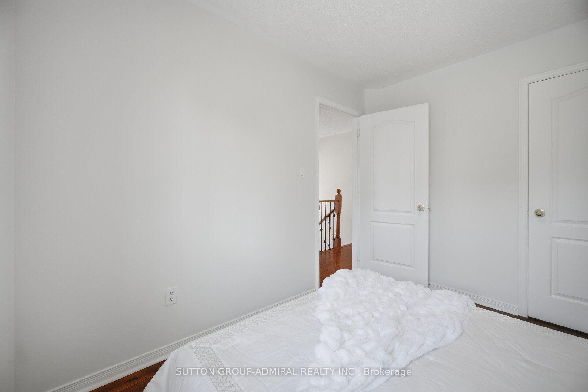 Photo 35 of 187 Red Maple Road, Richmond Hill, Langstaff — HOMEH