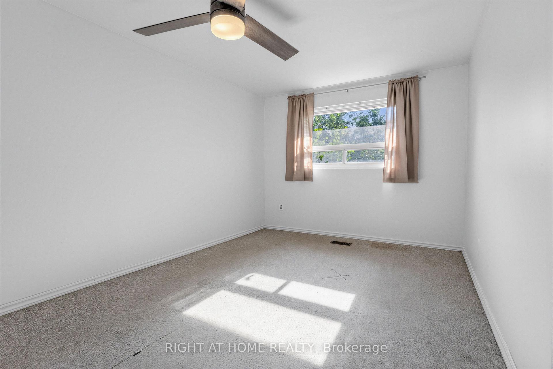 Photo 13 of 46 Aloma Crescent, Brampton, Avondale — HOMEH