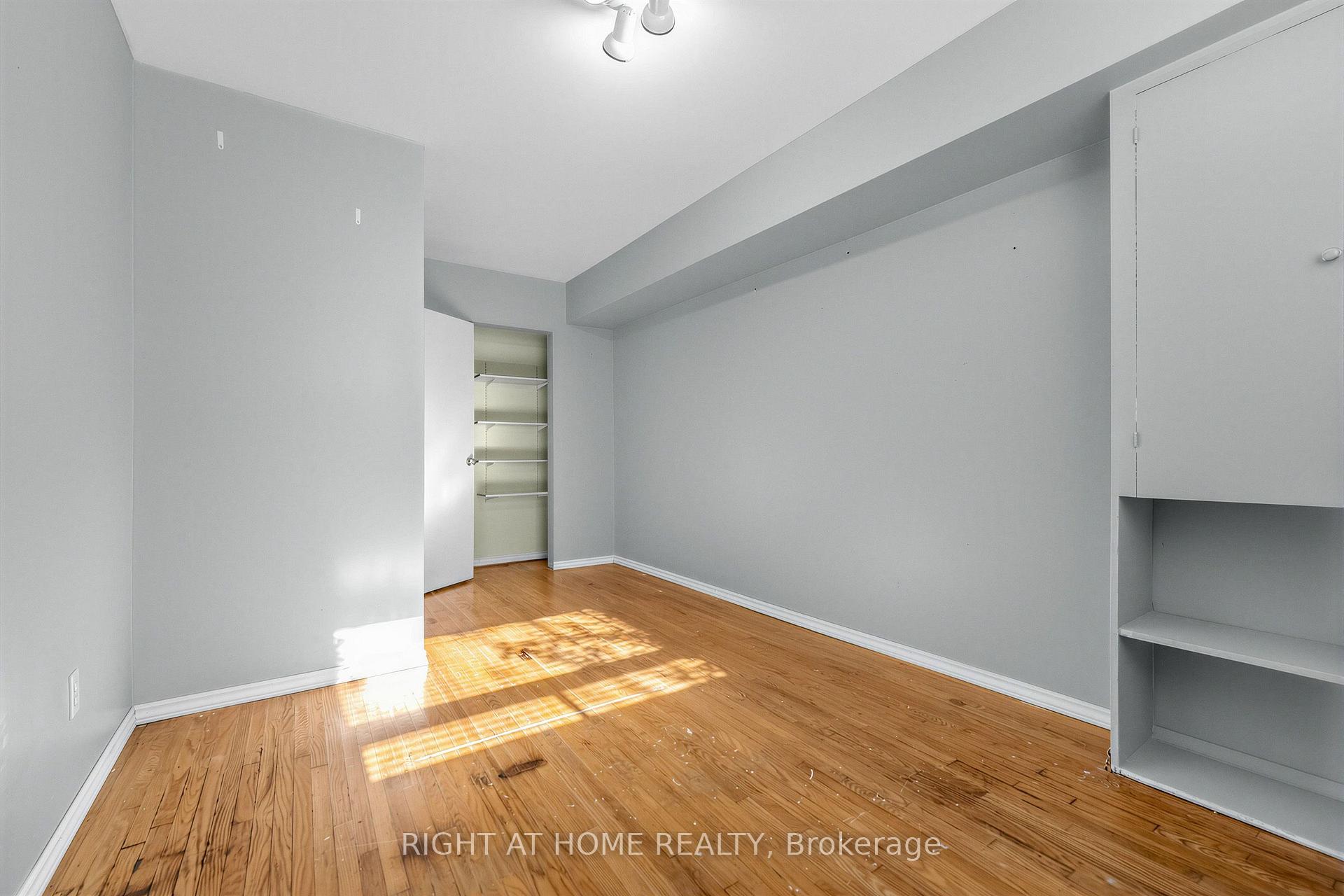 Photo 18 of 46 Aloma Crescent, Brampton, Avondale — HOMEH