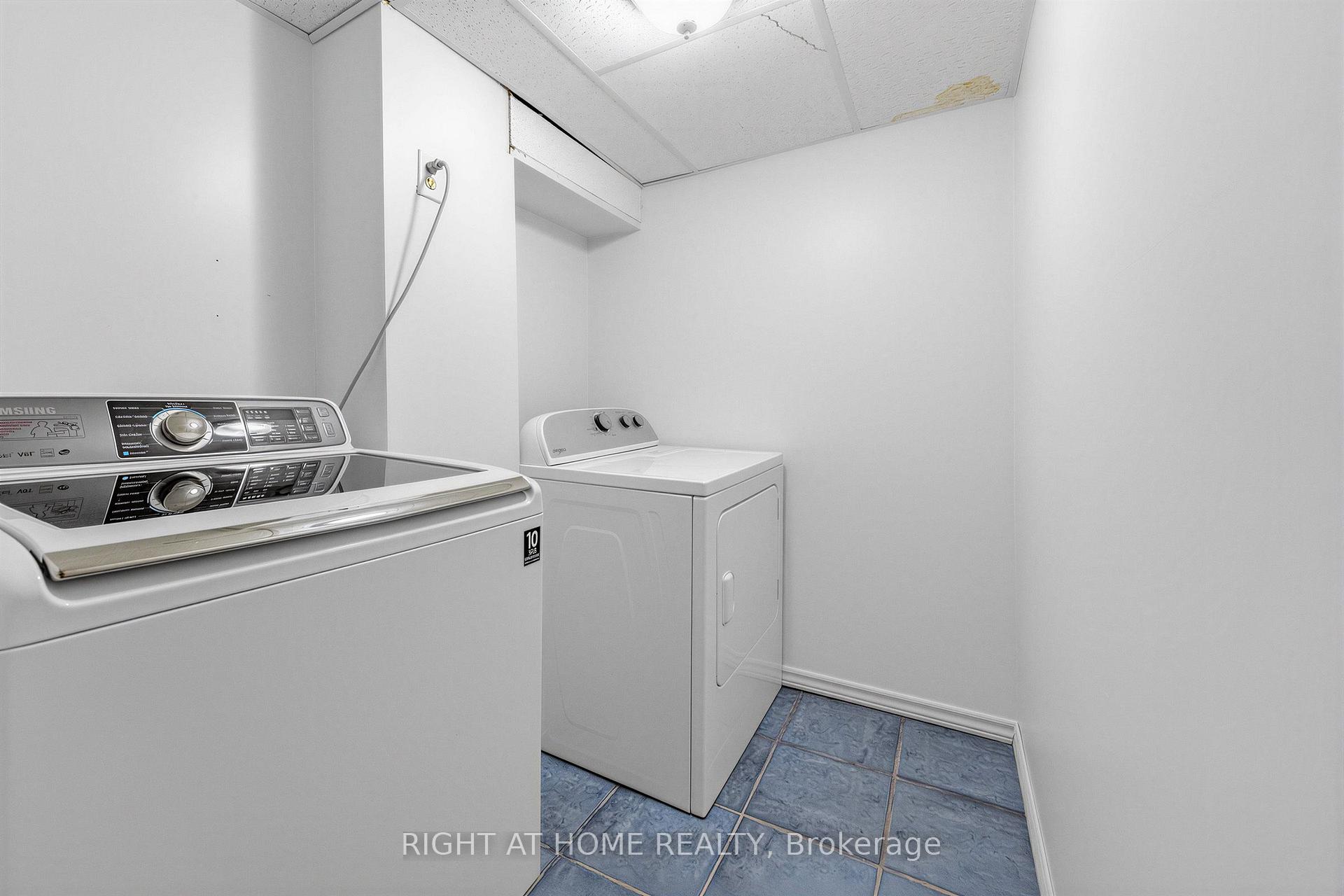Photo 25 of 46 Aloma Crescent, Brampton, Avondale — HOMEH