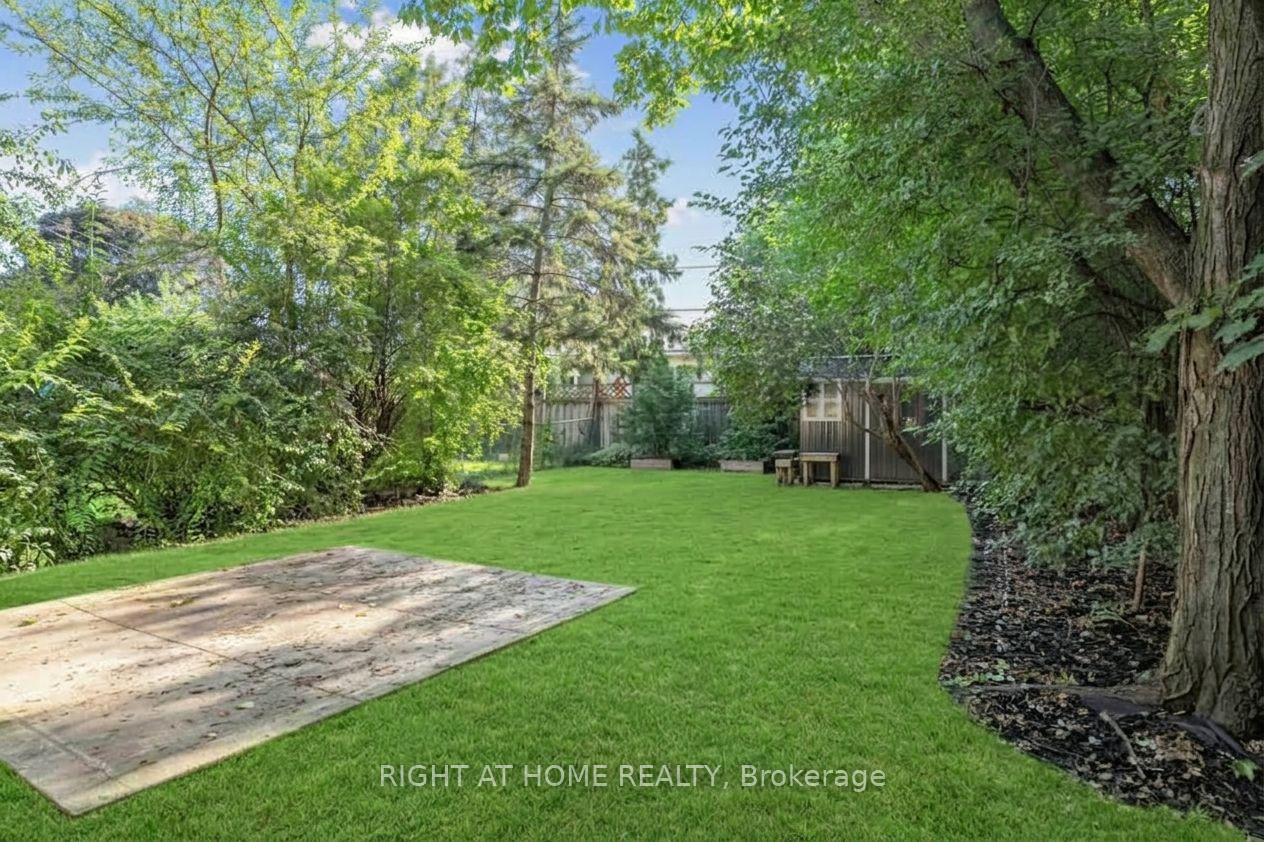 Photo 29 of 46 Aloma Crescent, Brampton, Avondale — HOMEH