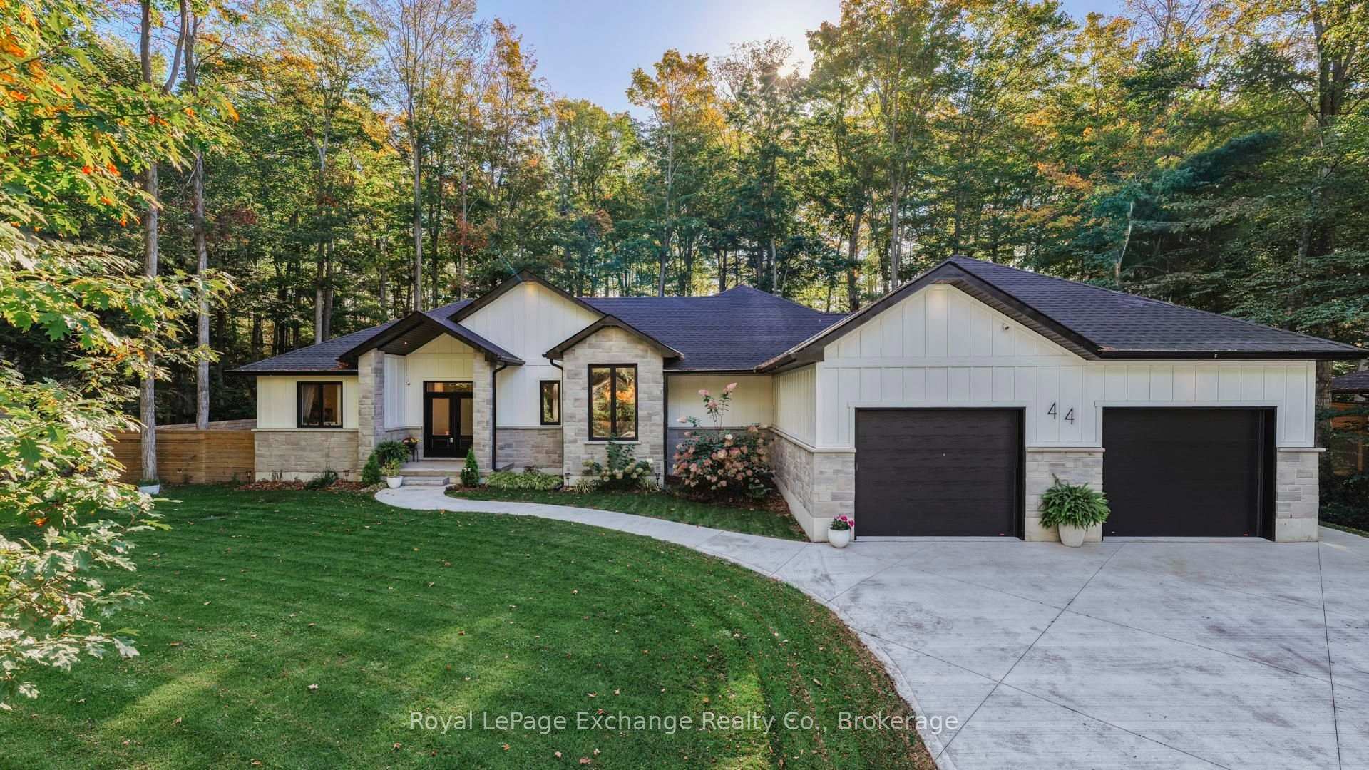 Photo 3 of 44 Blairs Trail, Huron-Kinloss — HOMEH