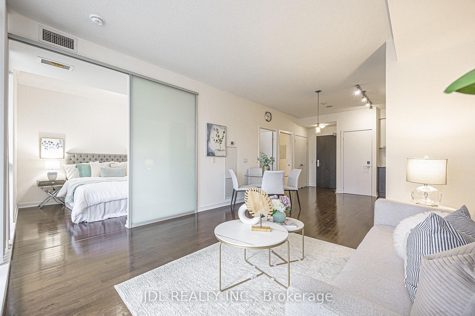 Photo 22 of Unit 1105, 770 Bay Street, Toronto, Bay Street Corridor — HOMEH
