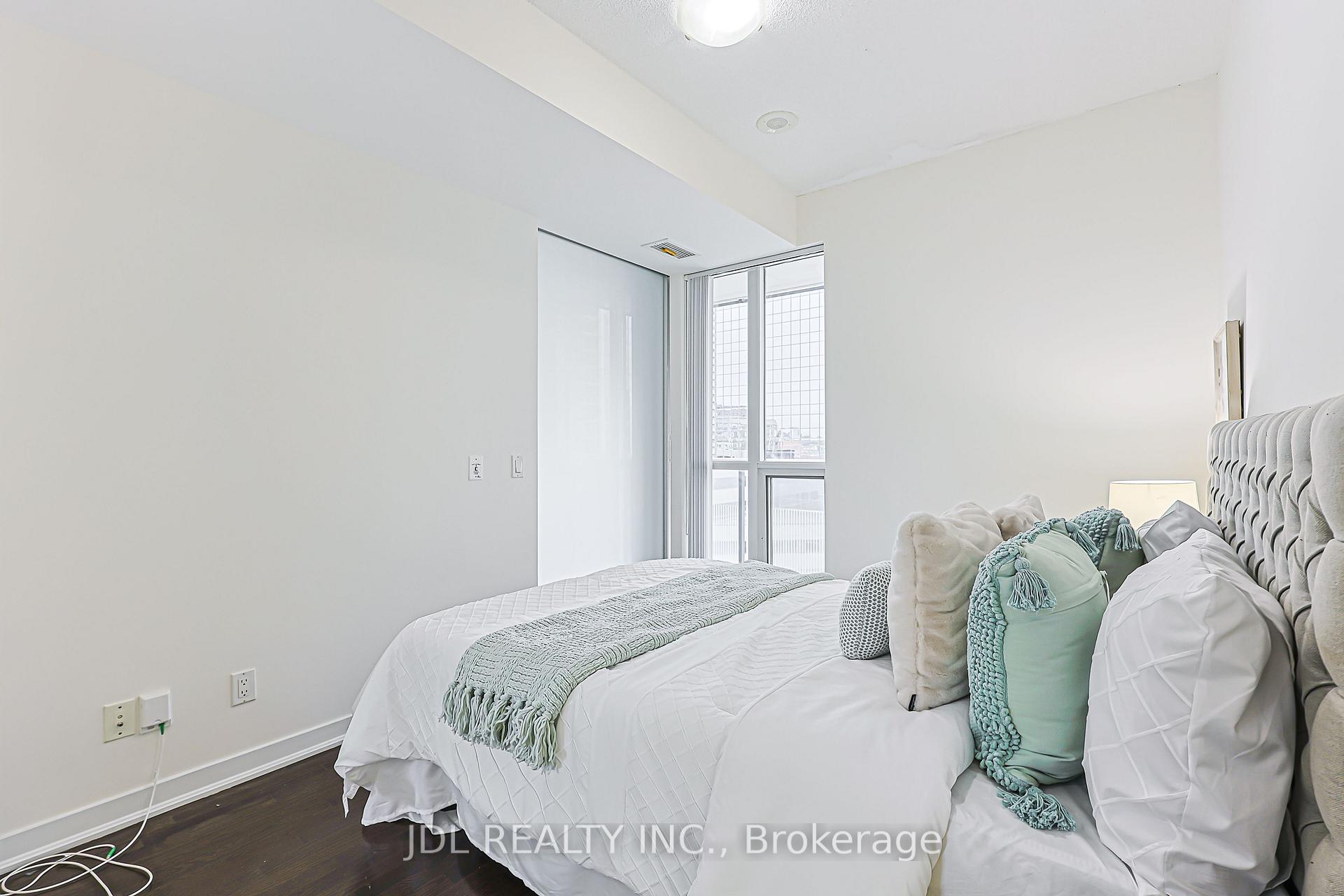 Photo 27 of Unit 1105, 770 Bay Street, Toronto, Bay Street Corridor — HOMEH