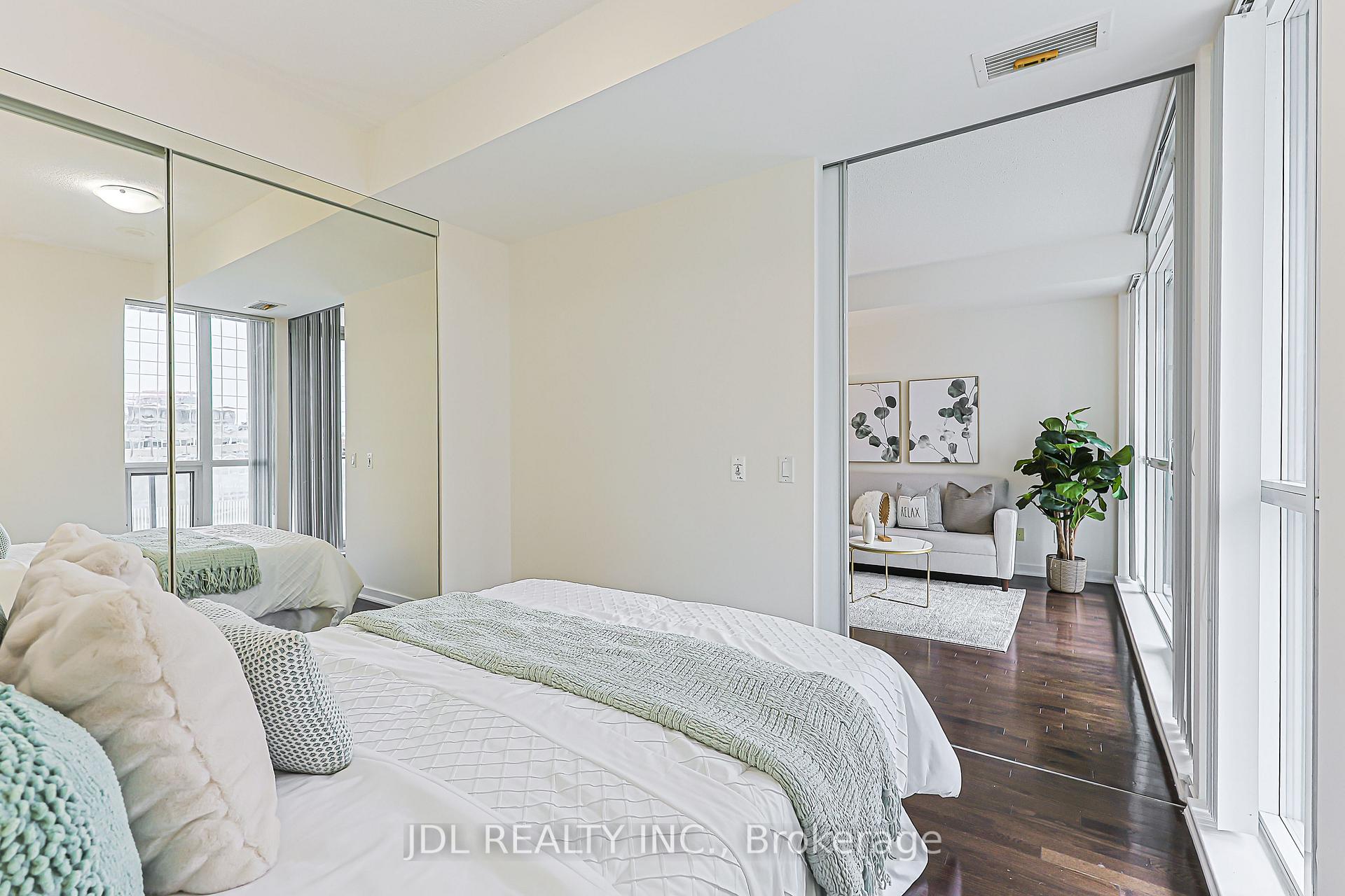 Photo 28 of Unit 1105, 770 Bay Street, Toronto, Bay Street Corridor — HOMEH