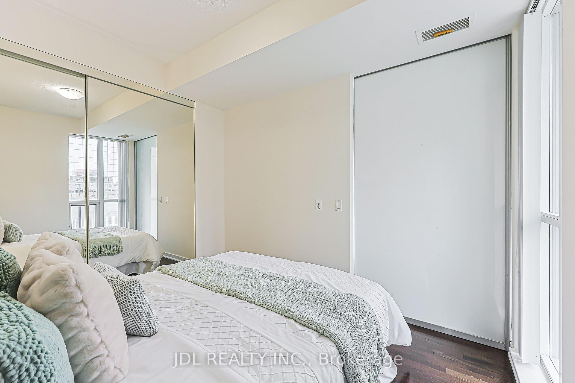 Photo 29 of Unit 1105, 770 Bay Street, Toronto, Bay Street Corridor — HOMEH