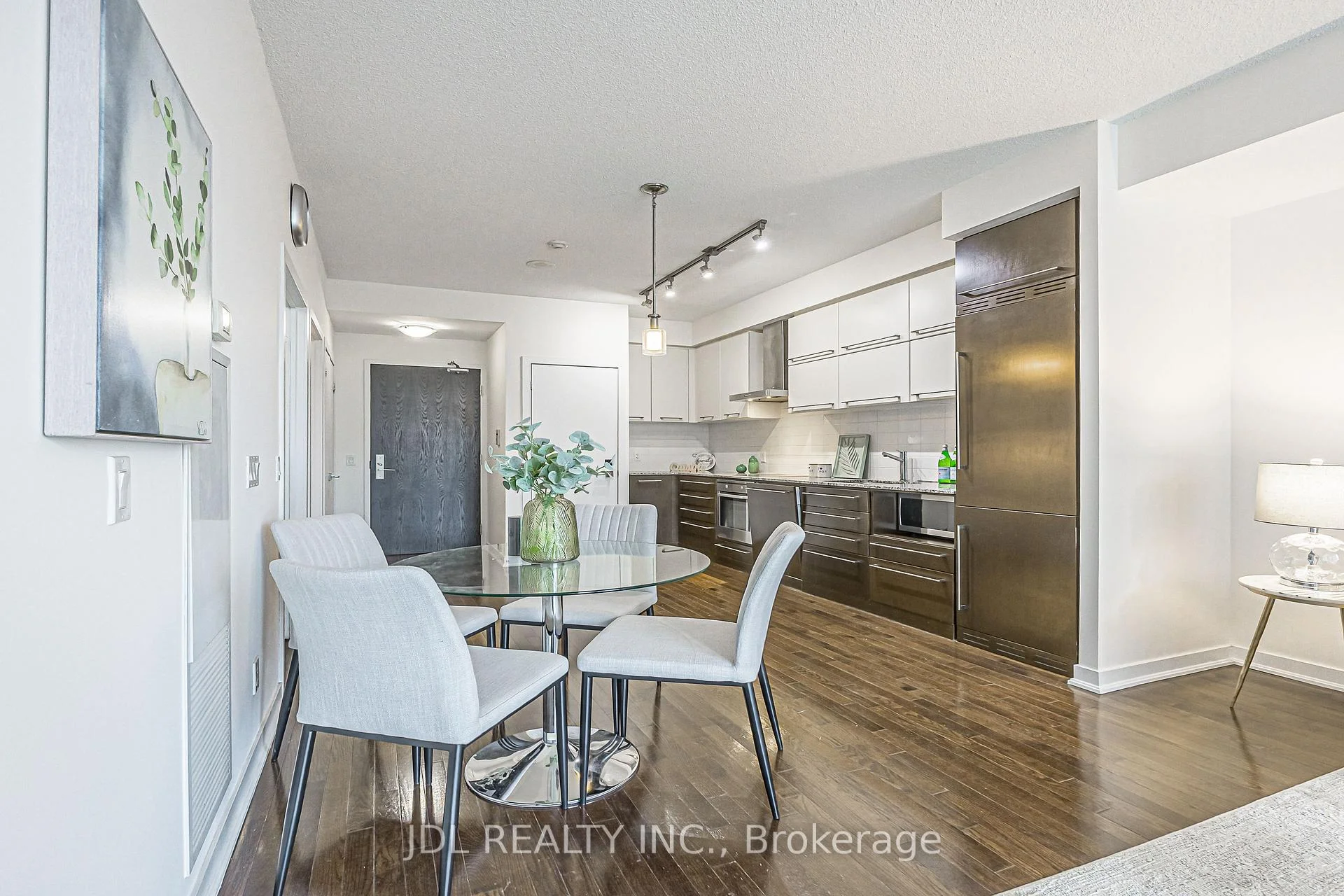 Photo 14 of Unit 1105, 770 Bay Street, Toronto, Bay Street Corridor — HOMEH