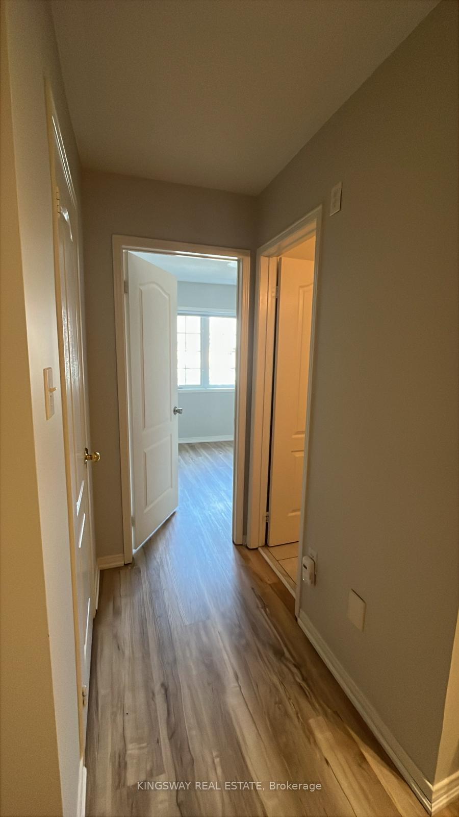 Photo 2 of Unit 222 (Bdrm 2), 601 Shoreline Drive, Mississauga, Cooksville — HOMEH