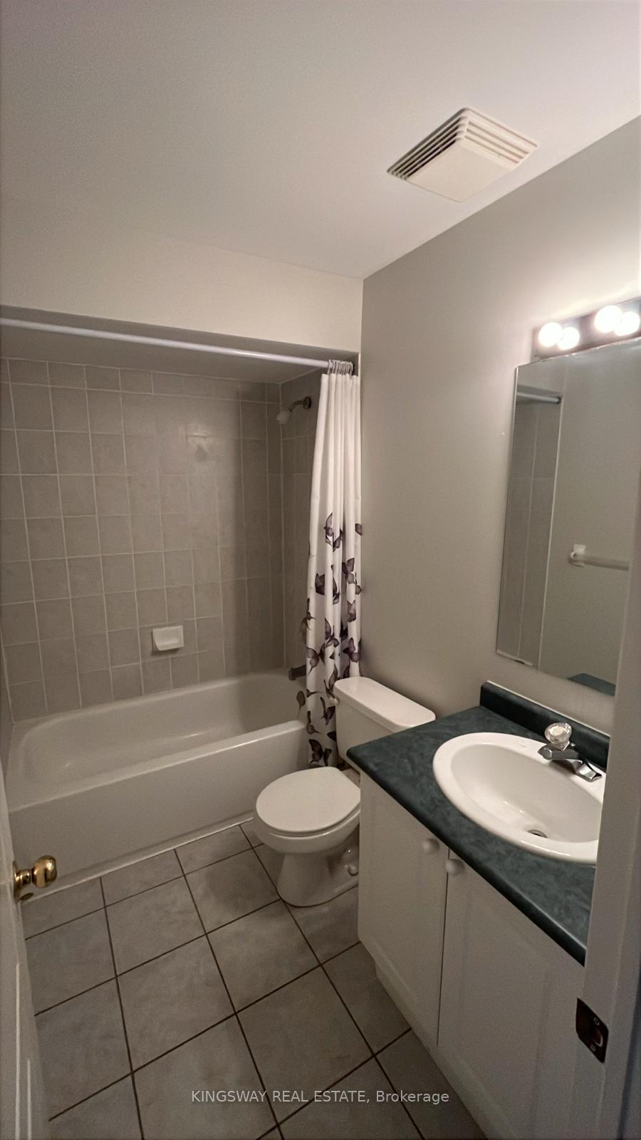 Photo 7 of Unit 222 (Bdrm 2), 601 Shoreline Drive, Mississauga, Cooksville — HOMEH