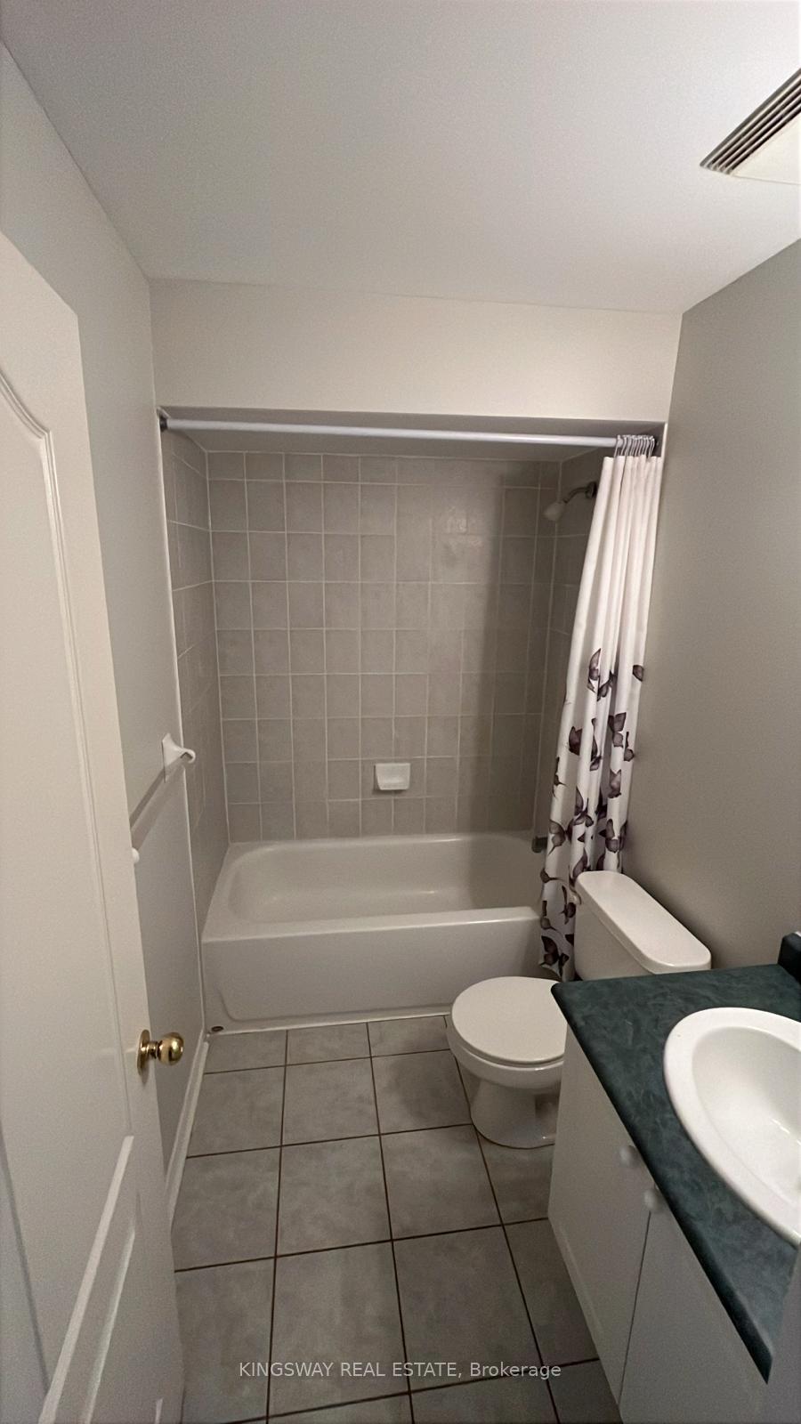 Photo 8 of Unit 222 (Bdrm 2), 601 Shoreline Drive, Mississauga, Cooksville — HOMEH