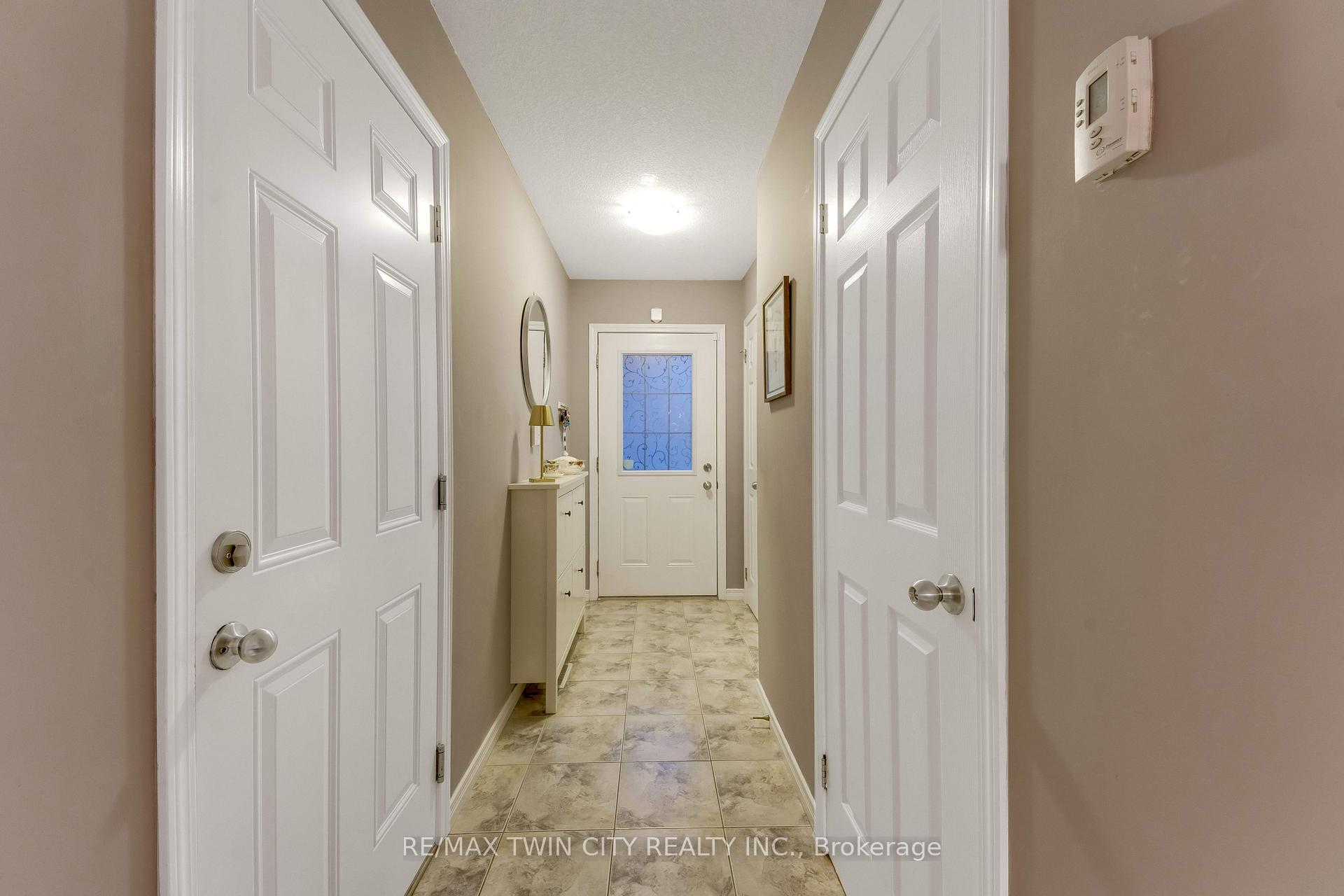 Photo 3 of 168 Maitland Street, Kitchener, Huron Park — HOMEH