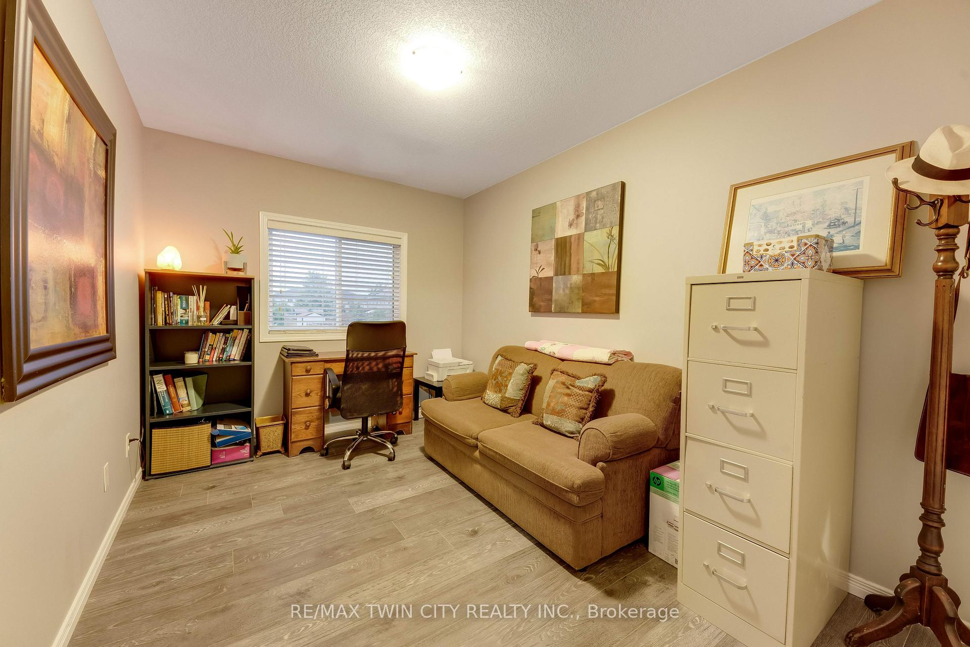 Photo 23 of 168 Maitland Street, Kitchener, Huron Park — HOMEH
