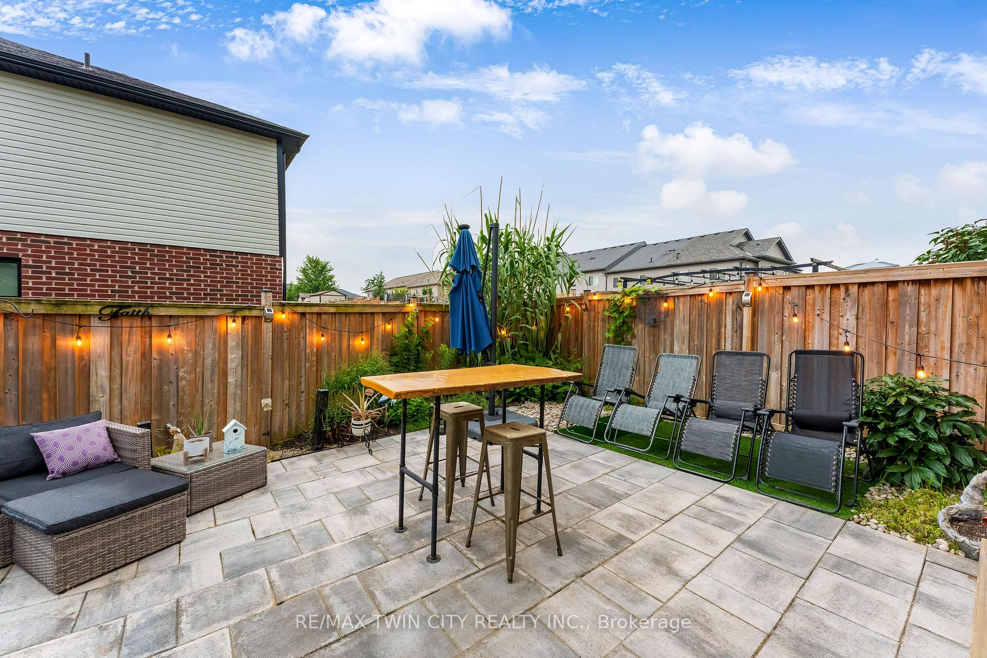 Photo 34 of 168 Maitland Street, Kitchener, Huron Park — HOMEH