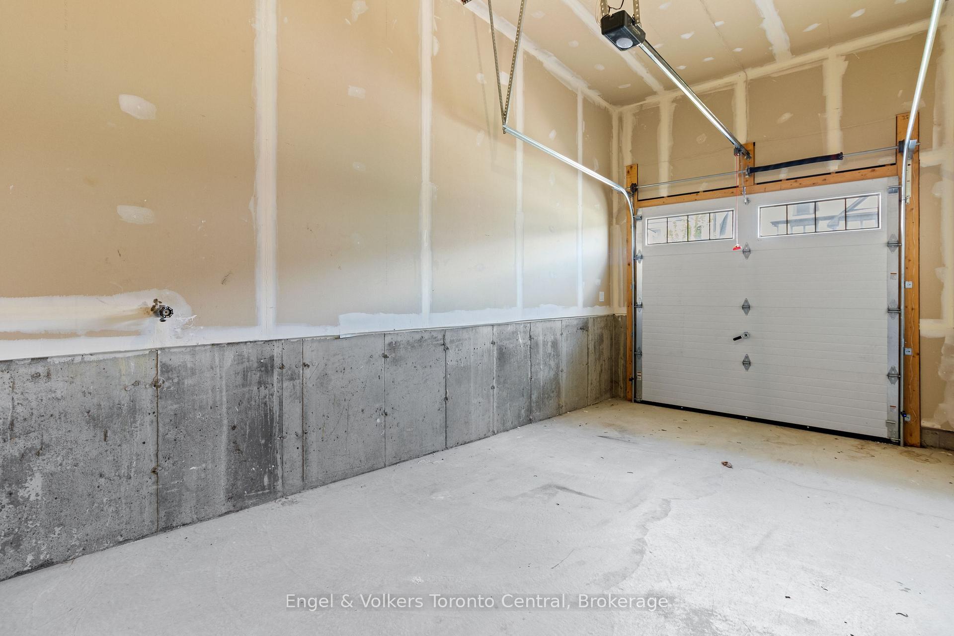 Photo 41 of 145 Sycamore Street, Blue Mountains — HOMEH