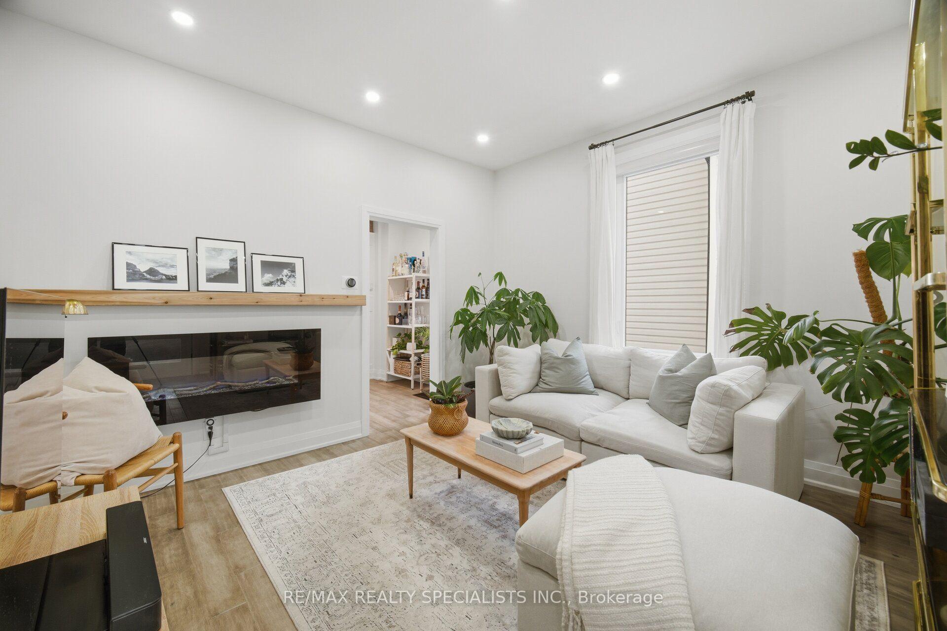Photo 13 of 146 Campbell Avenue, Hamilton, Crown Point — HOMEH