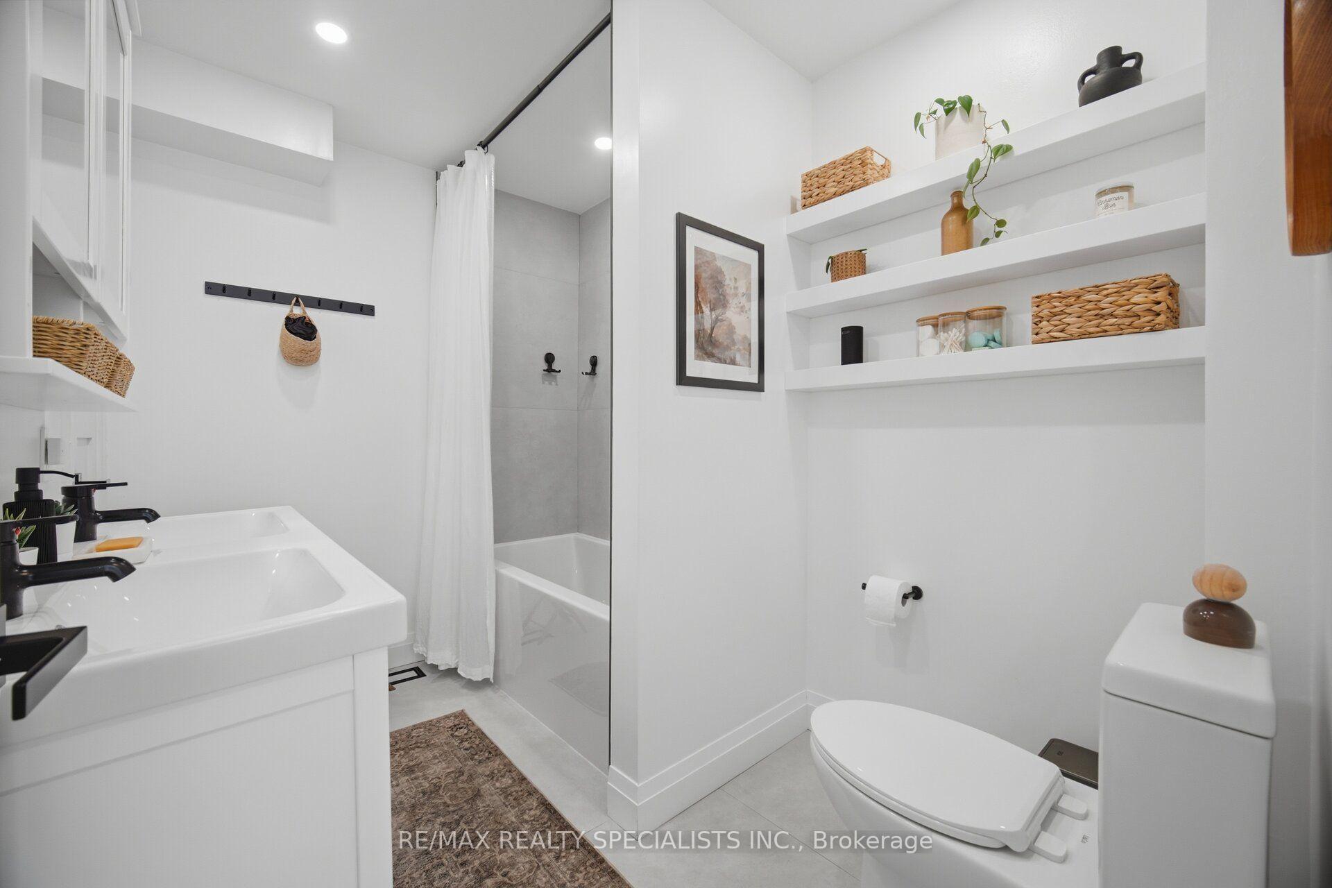 Photo 23 of 146 Campbell Avenue, Hamilton, Crown Point — HOMEH