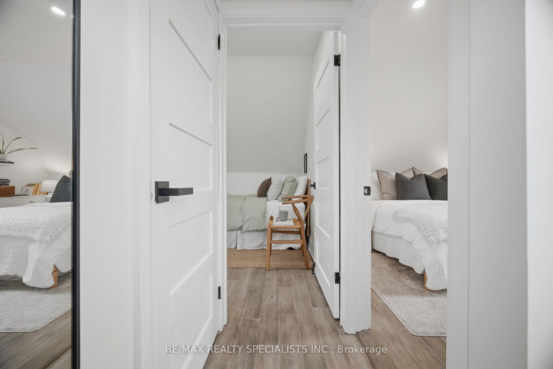 Photo 27 of 146 Campbell Avenue, Hamilton, Crown Point — HOMEH