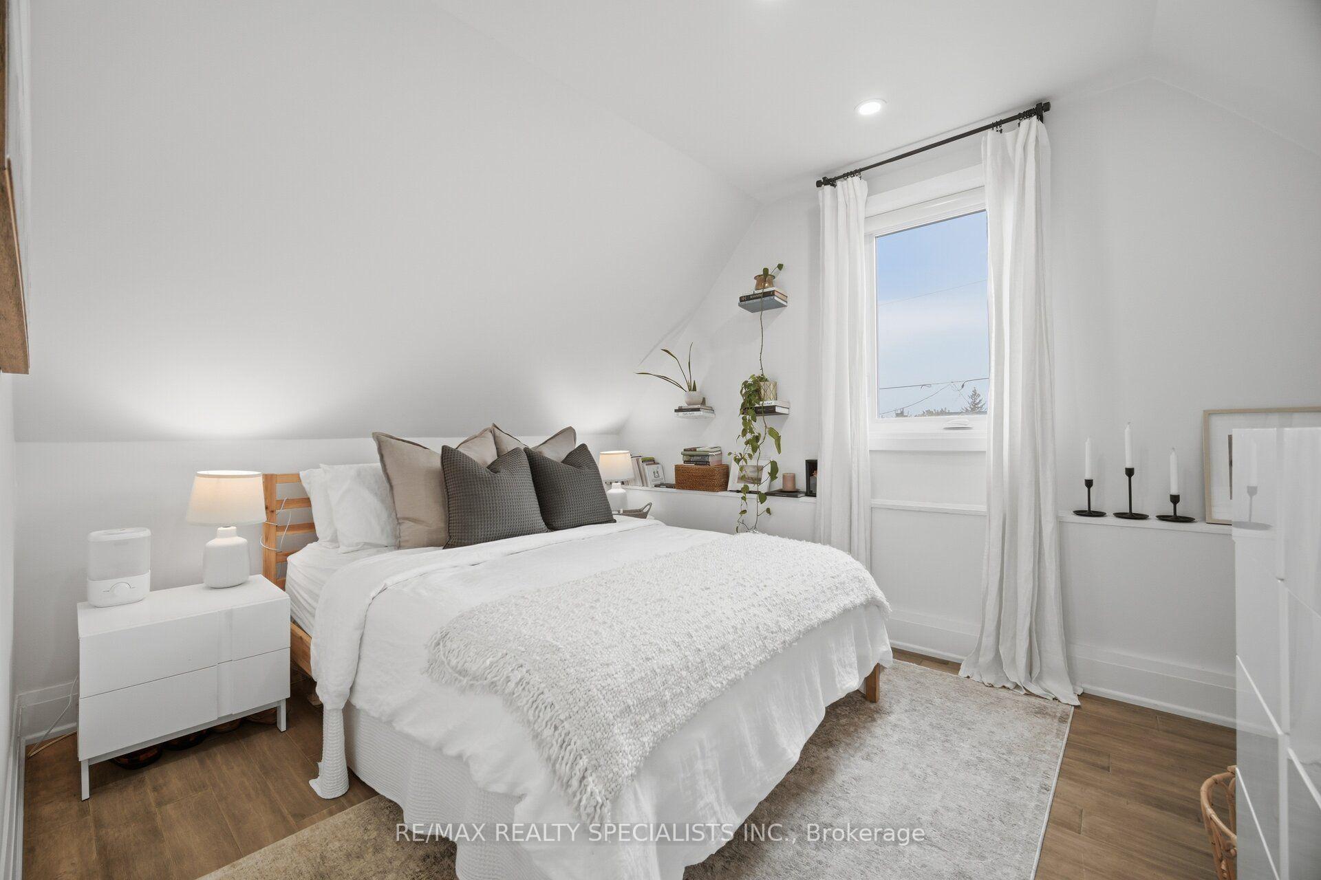 Photo 28 of 146 Campbell Avenue, Hamilton, Crown Point — HOMEH