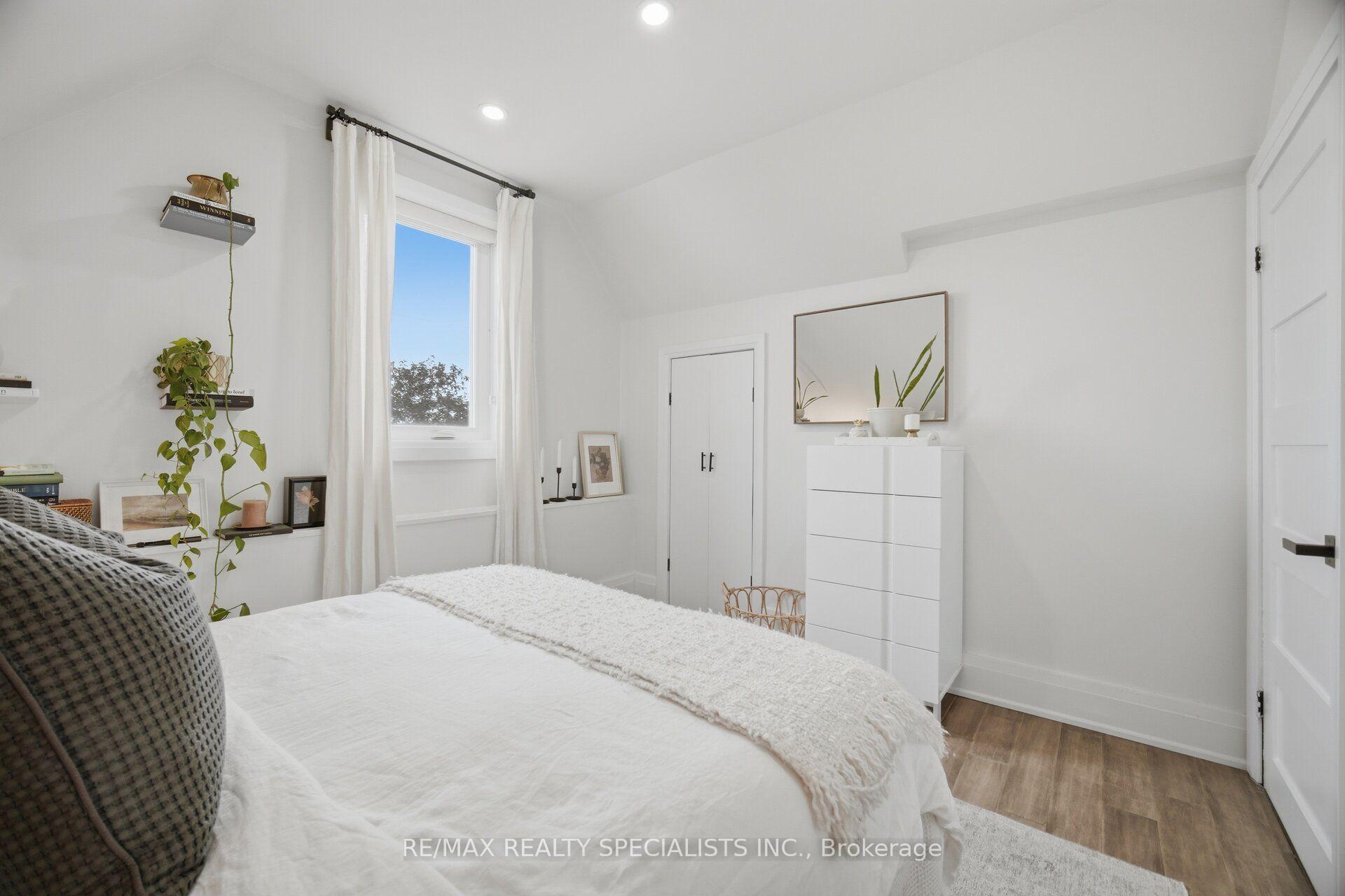 Photo 29 of 146 Campbell Avenue, Hamilton, Crown Point — HOMEH