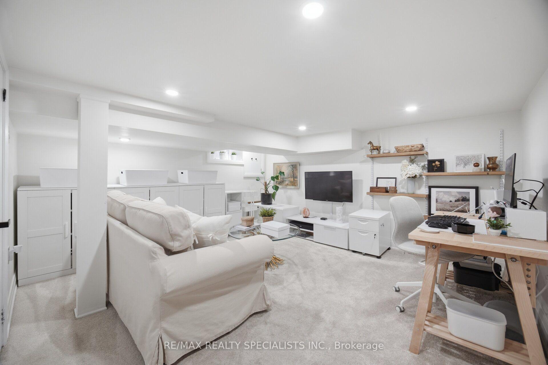Photo 38 of 146 Campbell Avenue, Hamilton, Crown Point — HOMEH