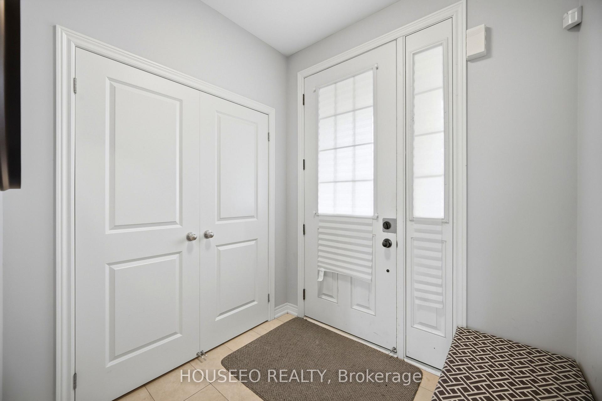 Photo 5 of 74 Fann Drive, Brampton, Northwest Brampton — HOMEH