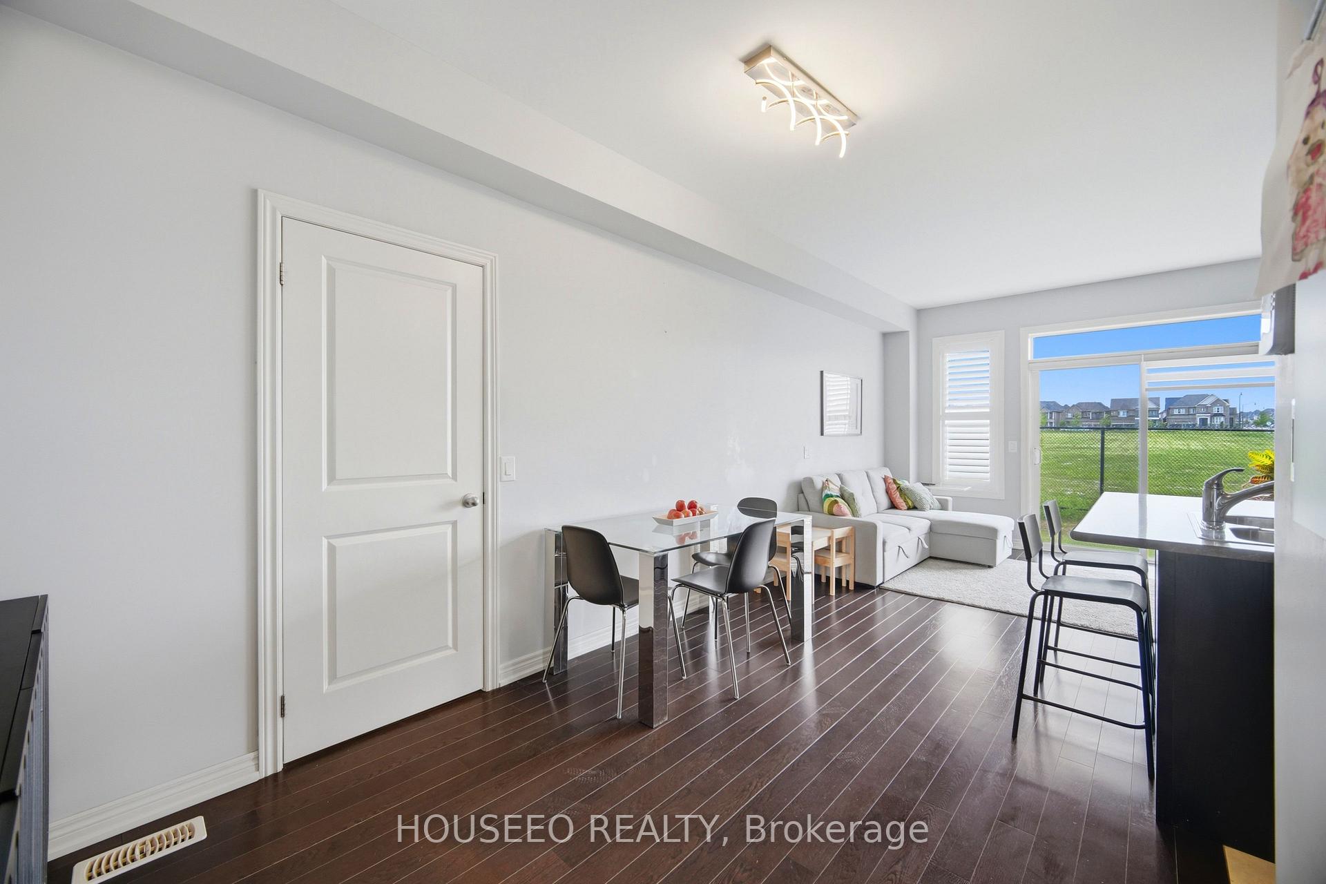 Photo 7 of 74 Fann Drive, Brampton, Northwest Brampton — HOMEH