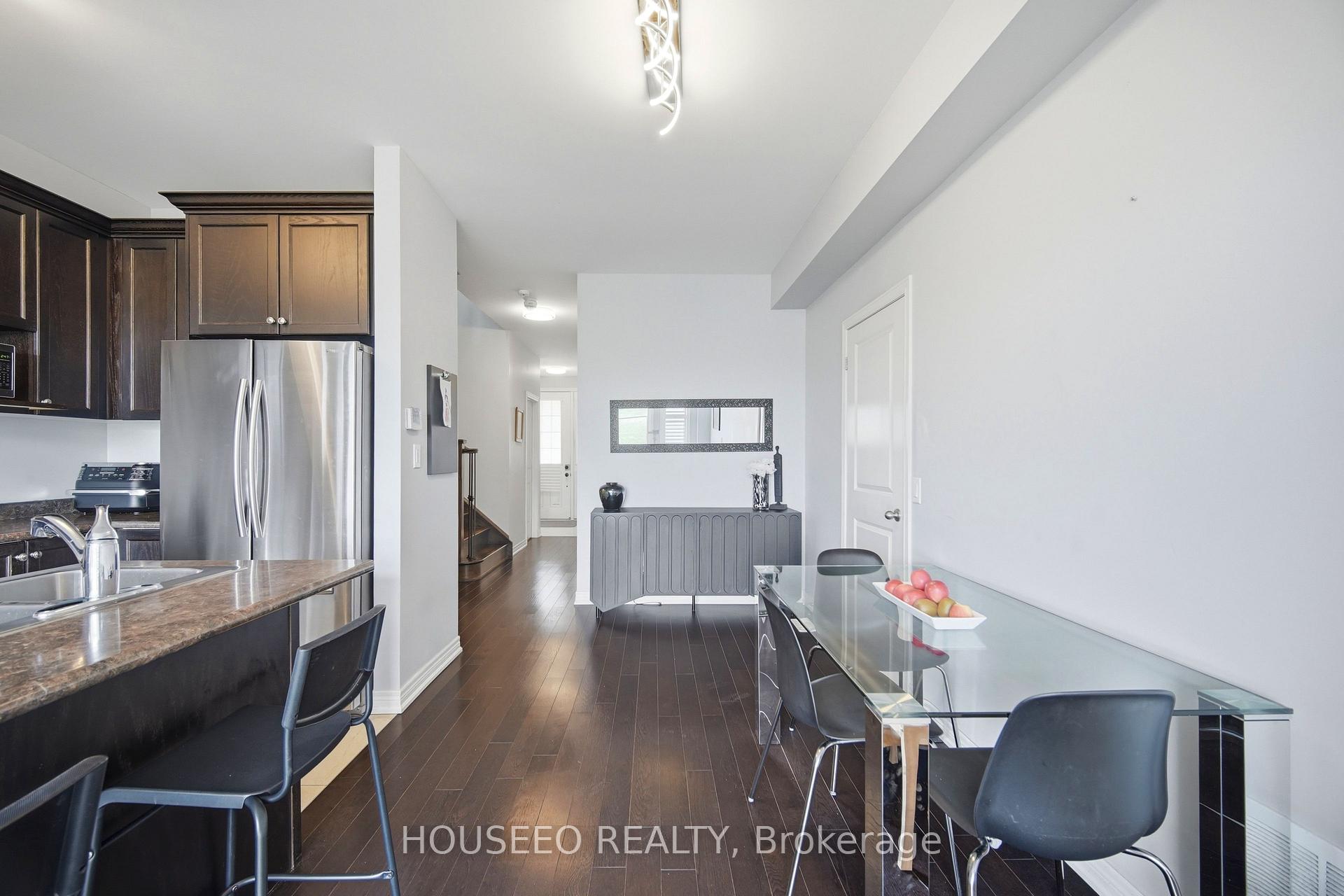 Photo 8 of 74 Fann Drive, Brampton, Northwest Brampton — HOMEH
