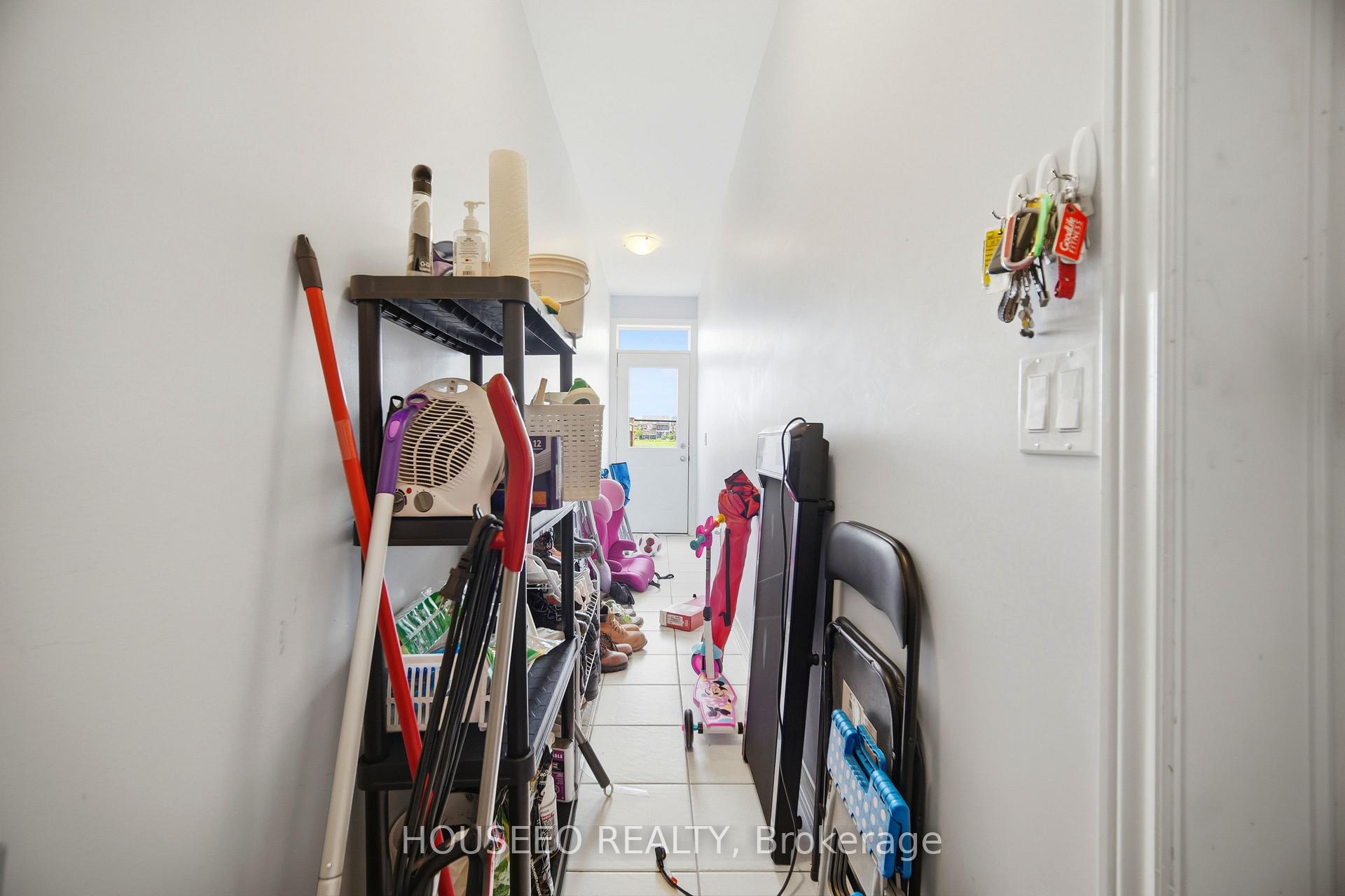 Photo 17 of 74 Fann Drive, Brampton, Northwest Brampton — HOMEH