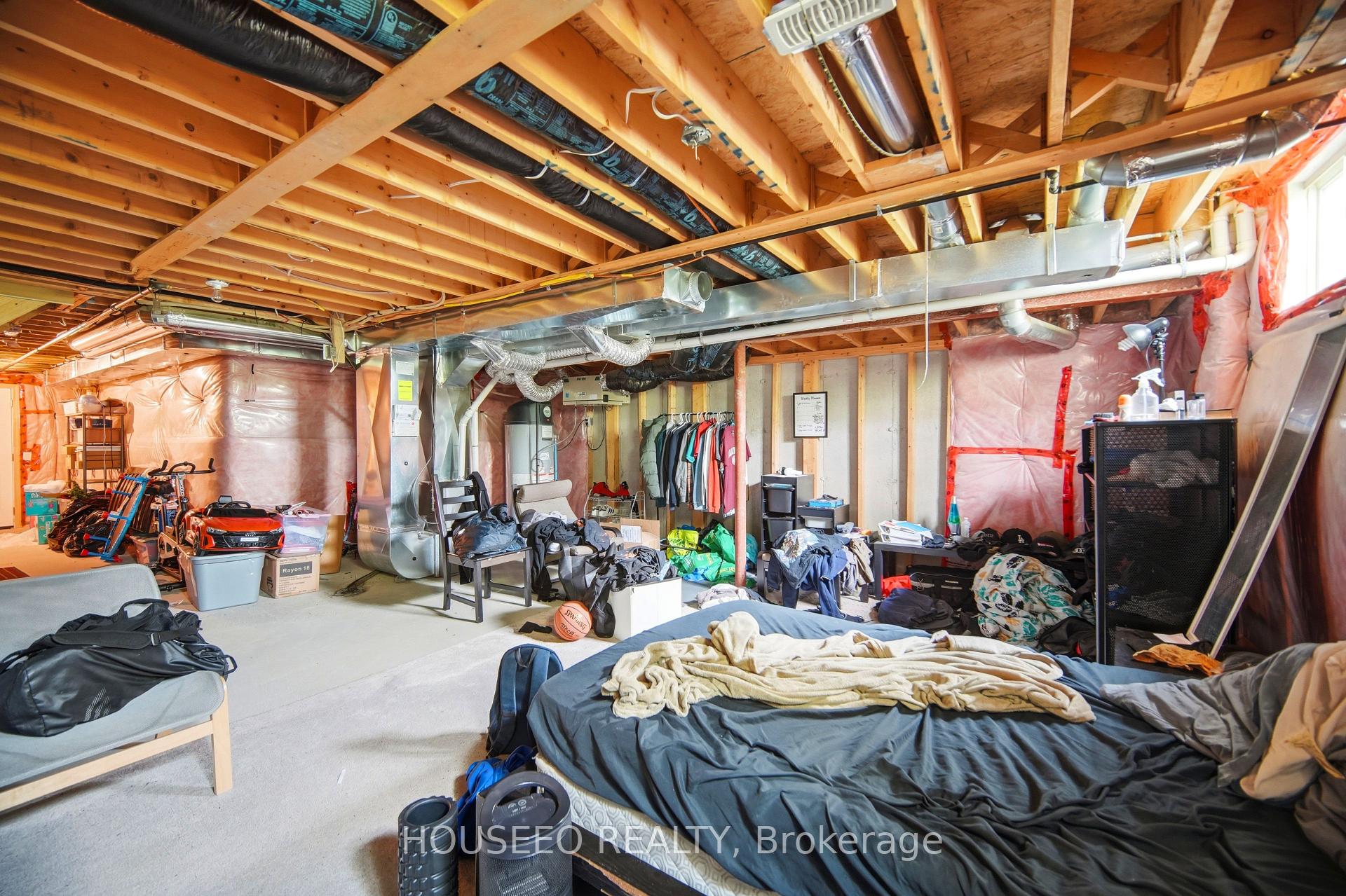 Photo 35 of 74 Fann Drive, Brampton, Northwest Brampton — HOMEH