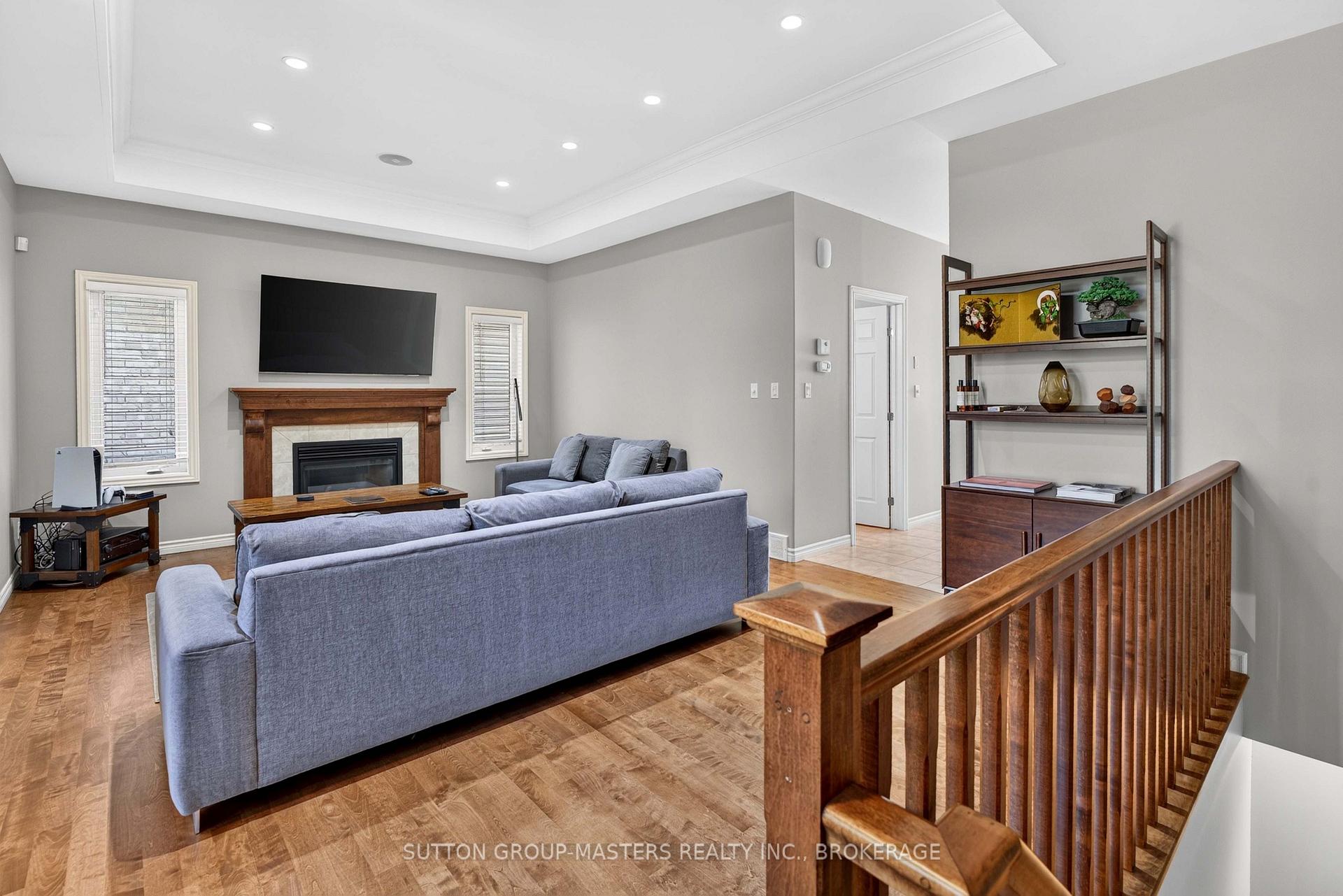 Photo 4 of 1179 Crossfield Avenue, Kingston, City Northwest — HOMEH