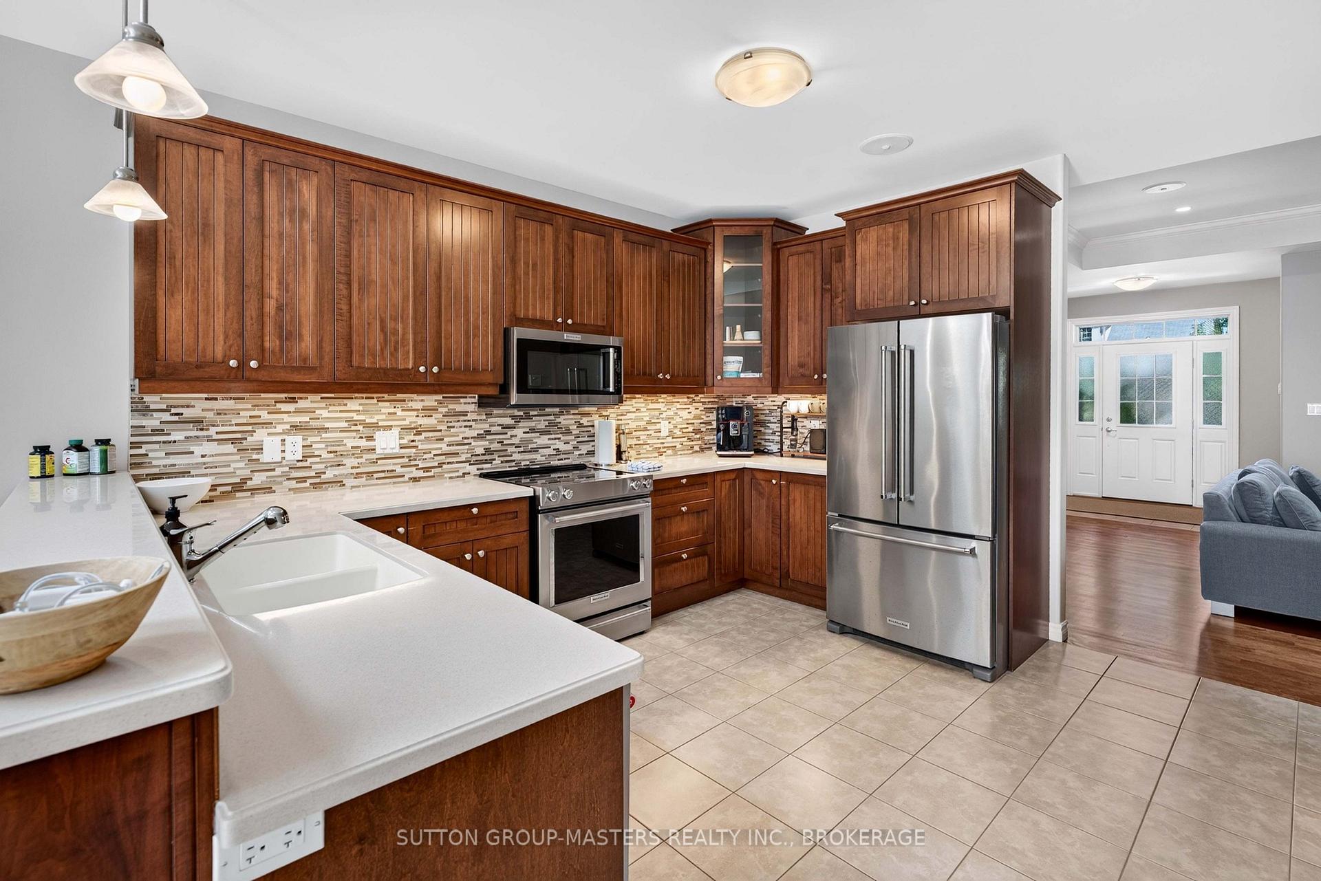 Photo 9 of 1179 Crossfield Avenue, Kingston, City Northwest — HOMEH
