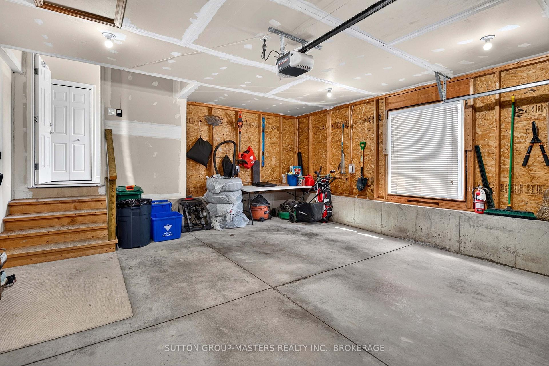 Photo 25 of 1179 Crossfield Avenue, Kingston, City Northwest — HOMEH