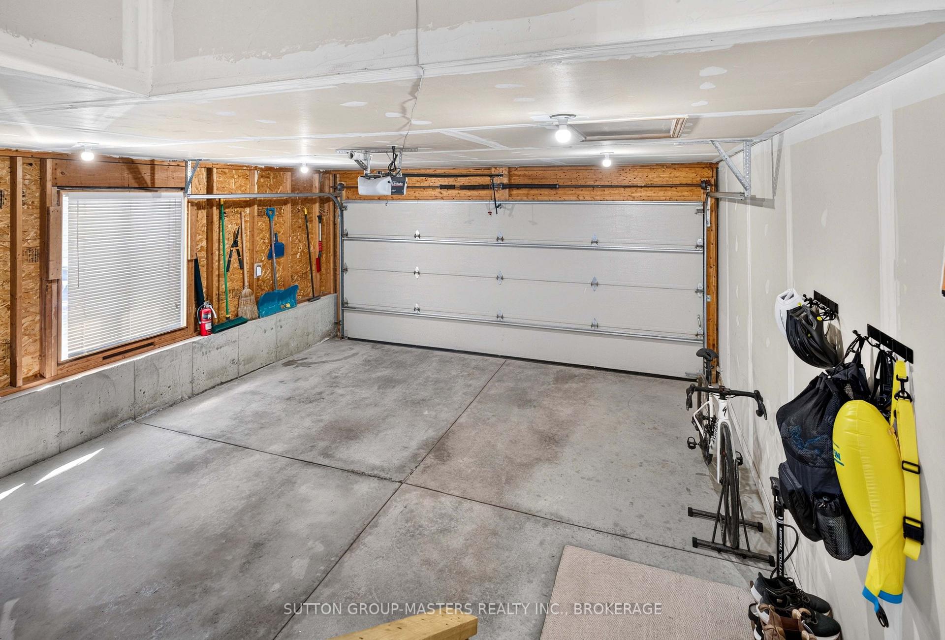 Photo 26 of 1179 Crossfield Avenue, Kingston, City Northwest — HOMEH