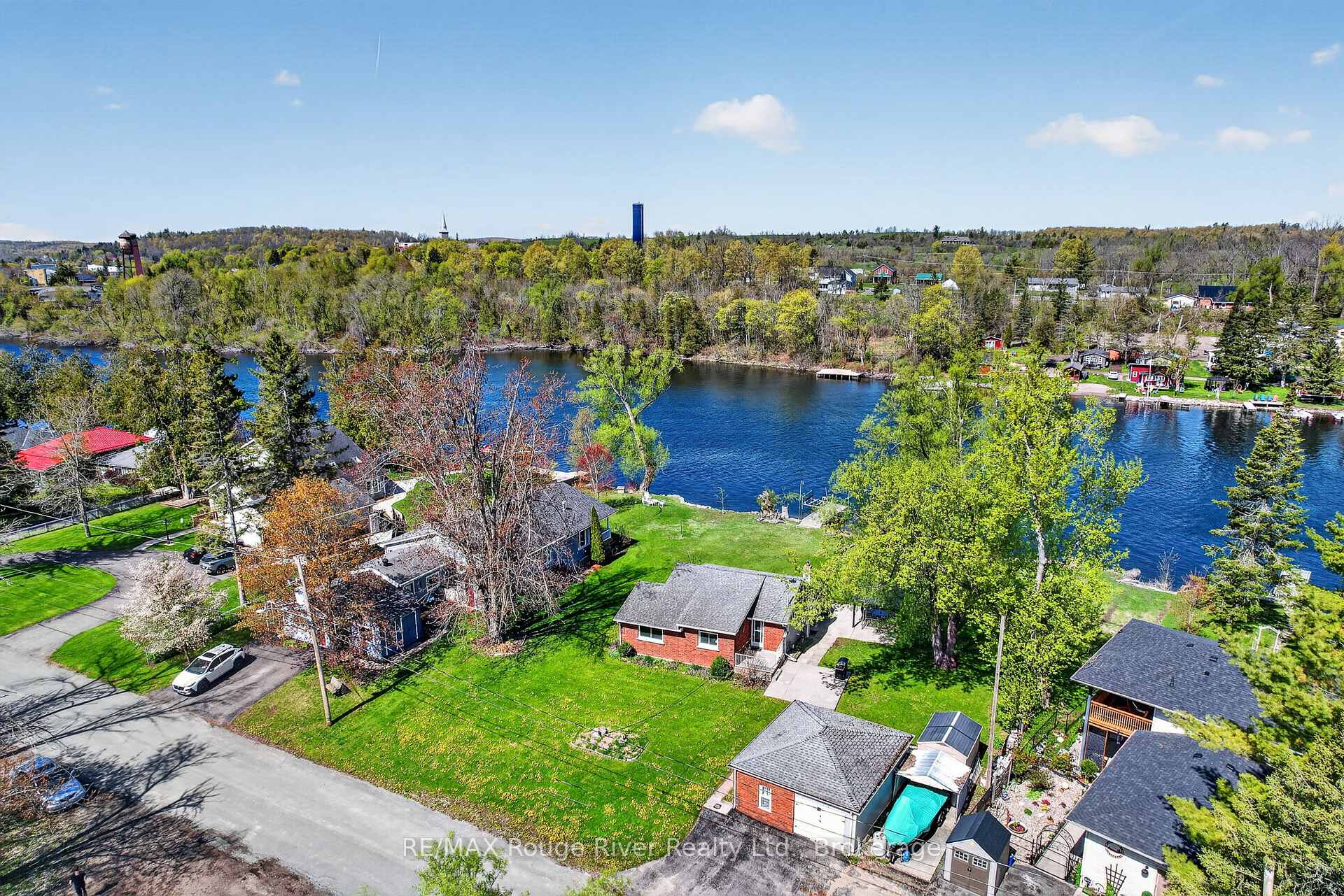 Photo 4 of 169 Cedar Drive, Trent Hills, Hastings — HOMEH