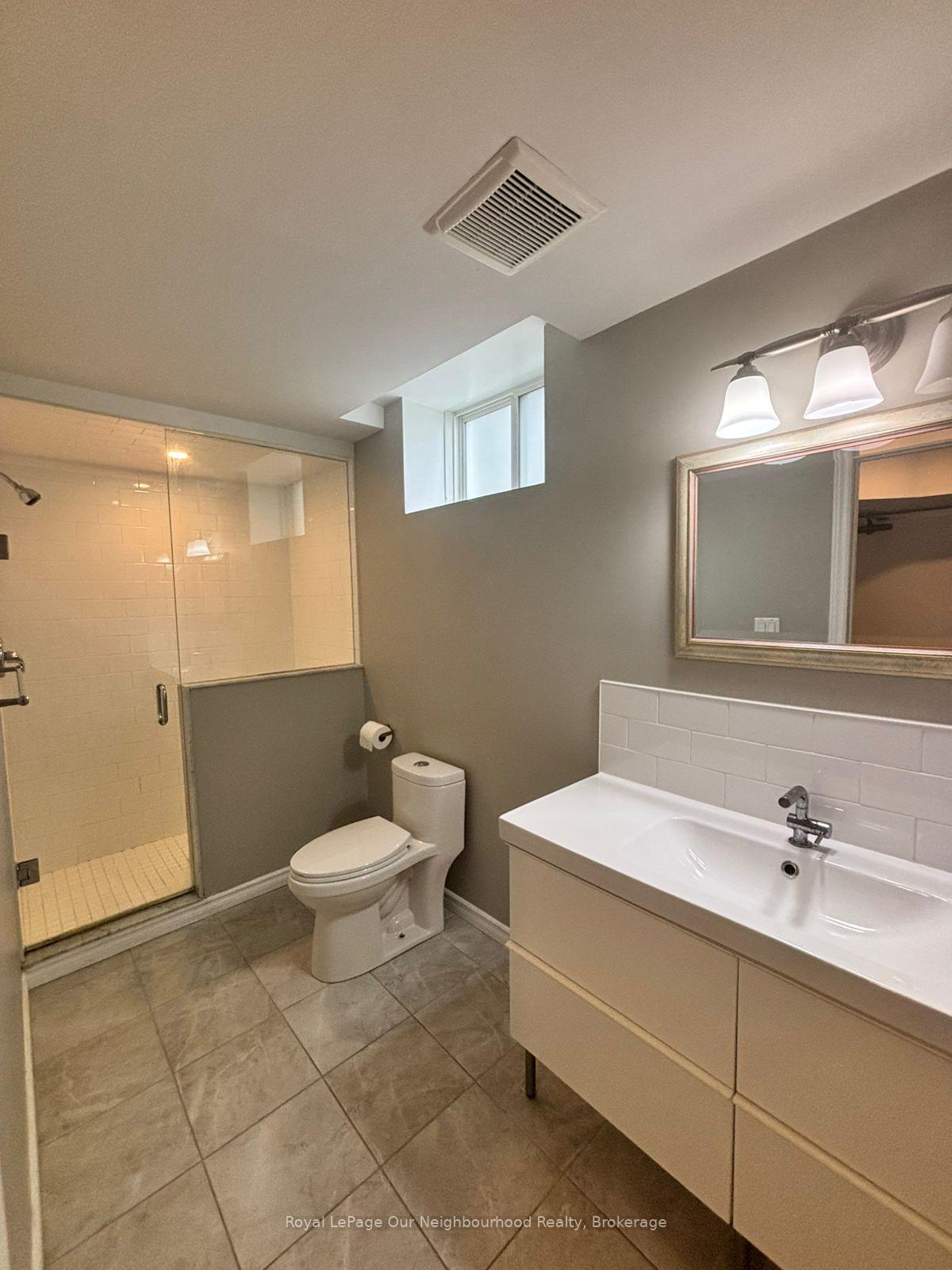 Photo 18 of 1 Richard Davies Crescent, Clarington, Bowmanville — HOMEH