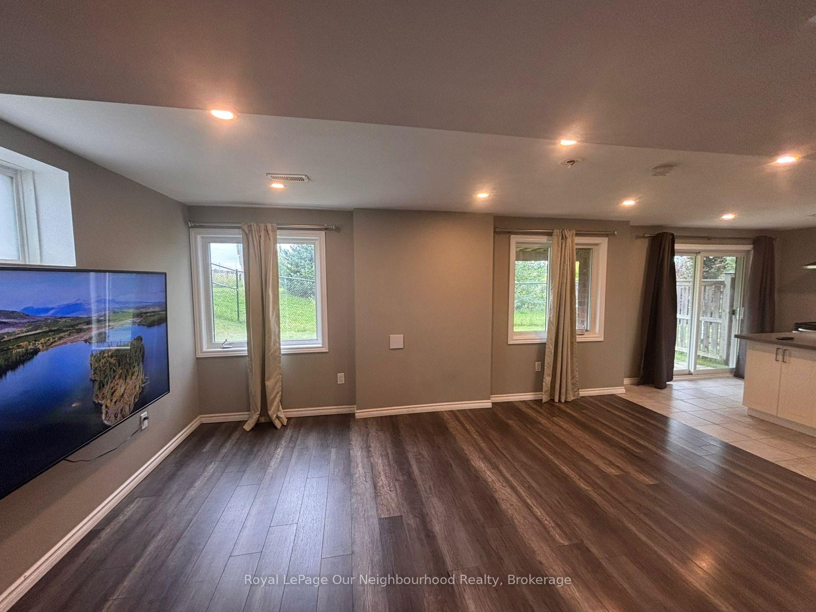 Photo 20 of 1 Richard Davies Crescent, Clarington, Bowmanville — HOMEH