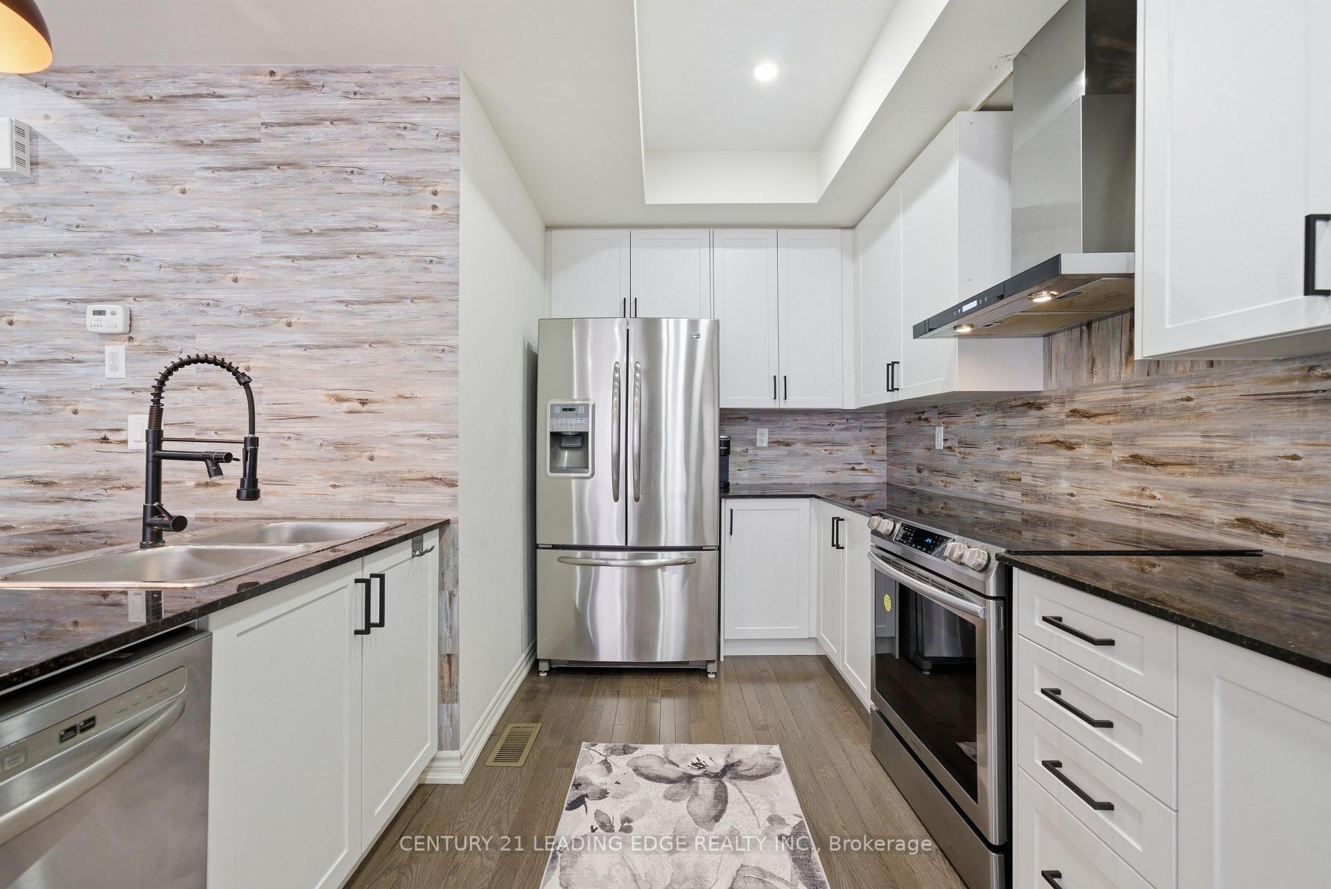 Photo 13 of 12 Coppini Lane, Ajax, South East — HOMEH