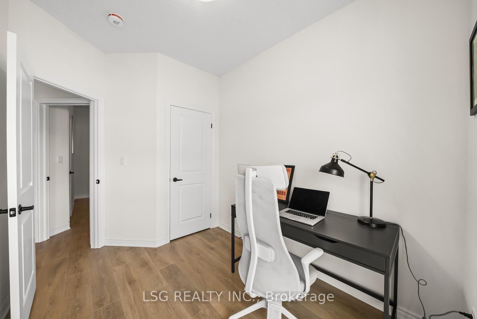 Photo 35 of 153 Blick Crescent, Aurora, Bayview Wellington — HOMEH