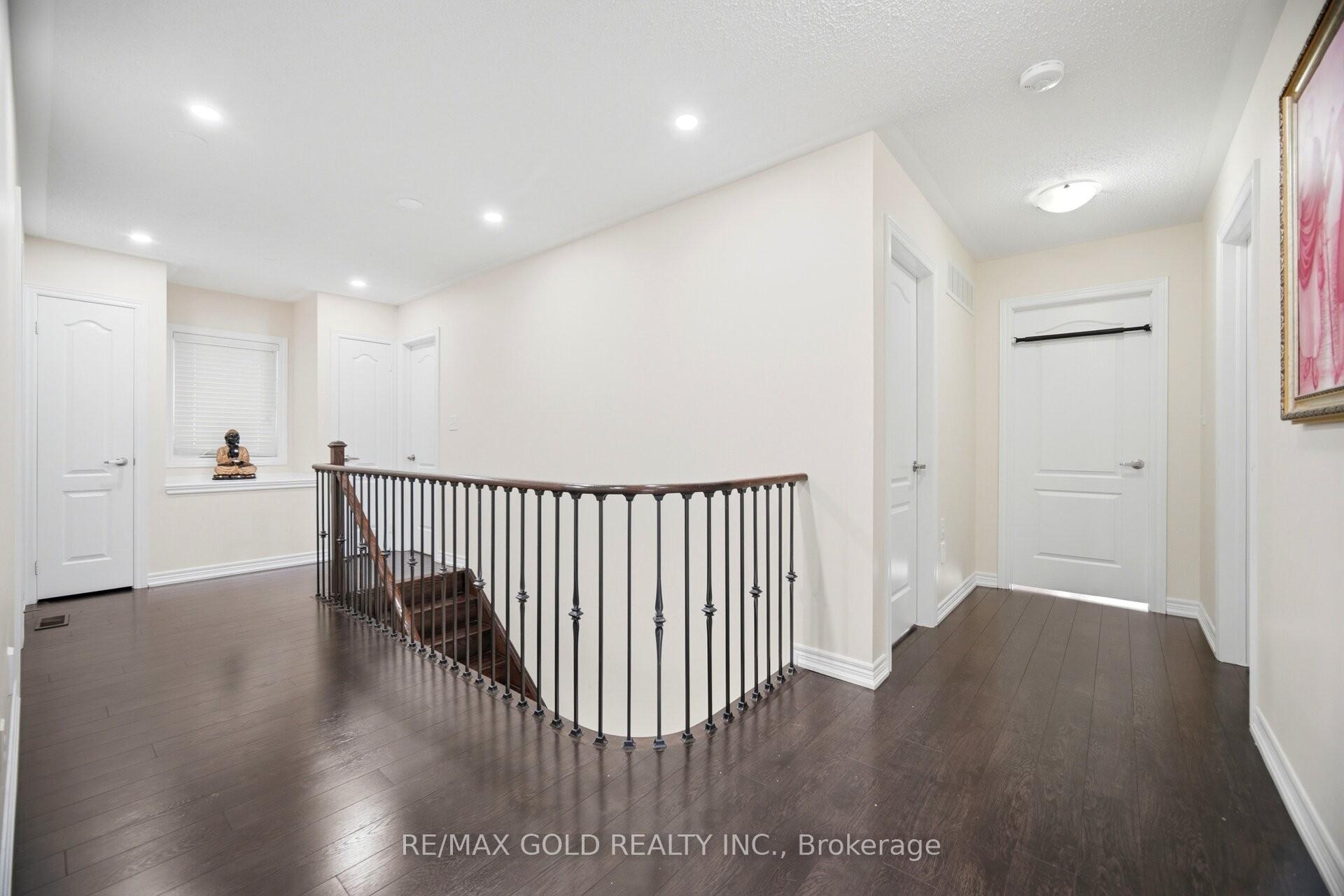 Photo 20 of 49 Squire Ellis Drive, Brampton, Toronto Gore Rural Estate — HOMEH