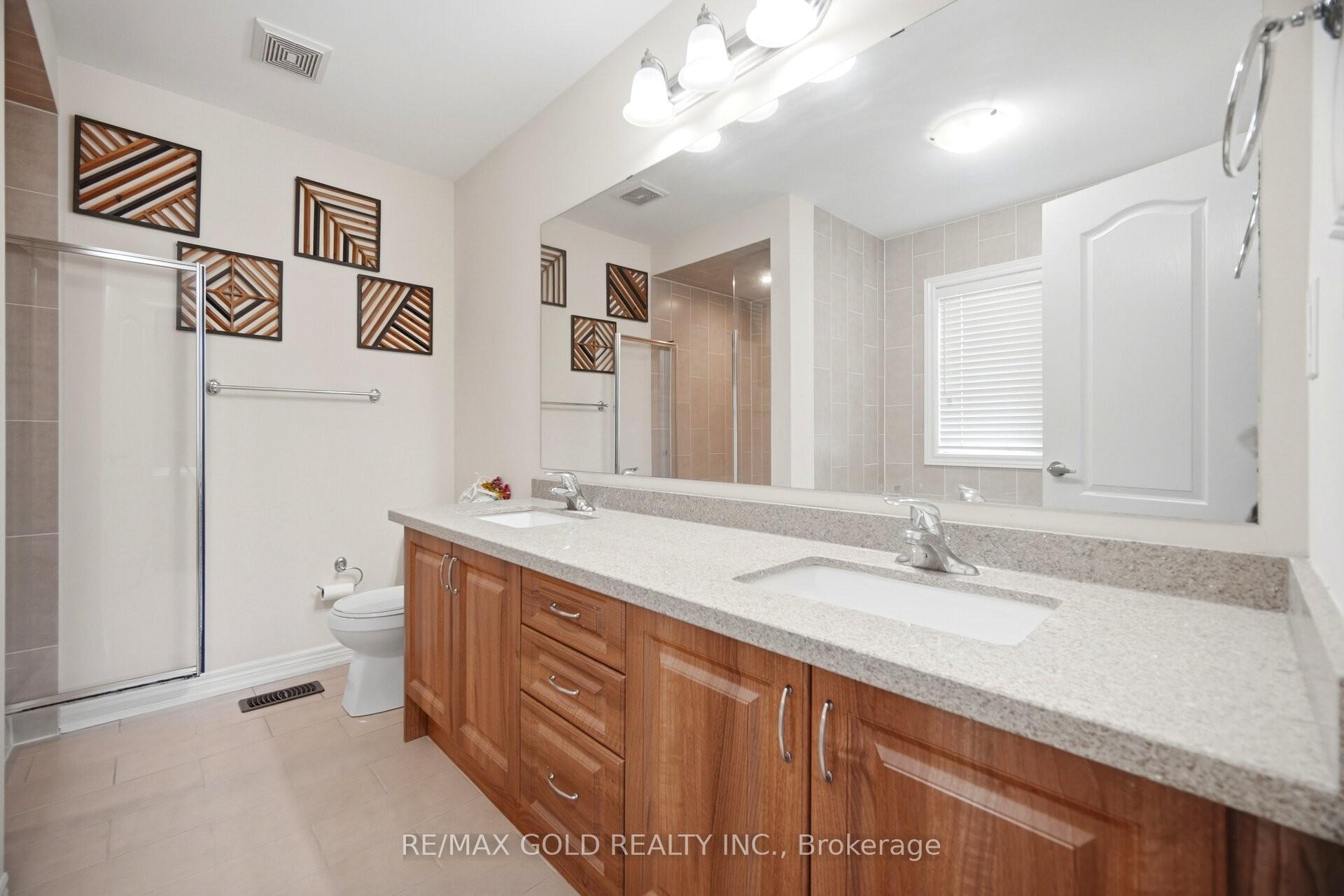 Photo 22 of 49 Squire Ellis Drive, Brampton, Toronto Gore Rural Estate — HOMEH