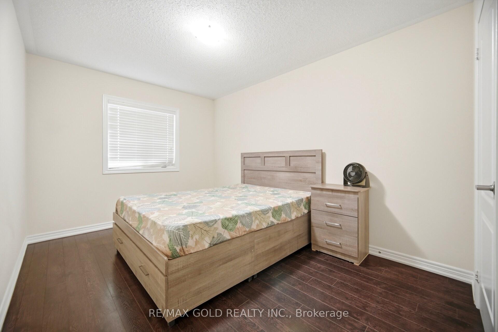 Photo 28 of 49 Squire Ellis Drive, Brampton, Toronto Gore Rural Estate — HOMEH