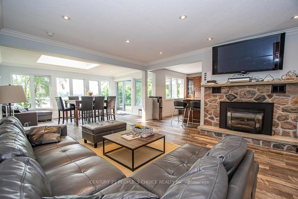 Photo 5 of 3 Lakeshore Boulevard, Selwyn — HOMEH