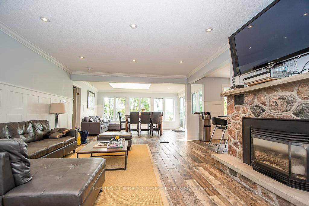 Photo 6 of 3 Lakeshore Boulevard, Selwyn — HOMEH