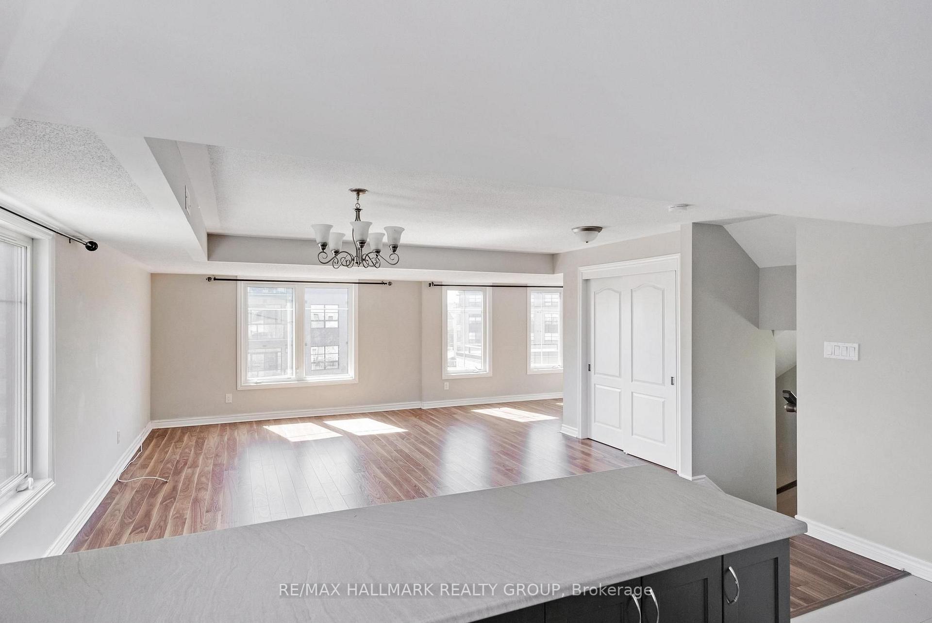 Photo 12 of 255B Titanium Private, Ottawa, Convent Glen North — HOMEH