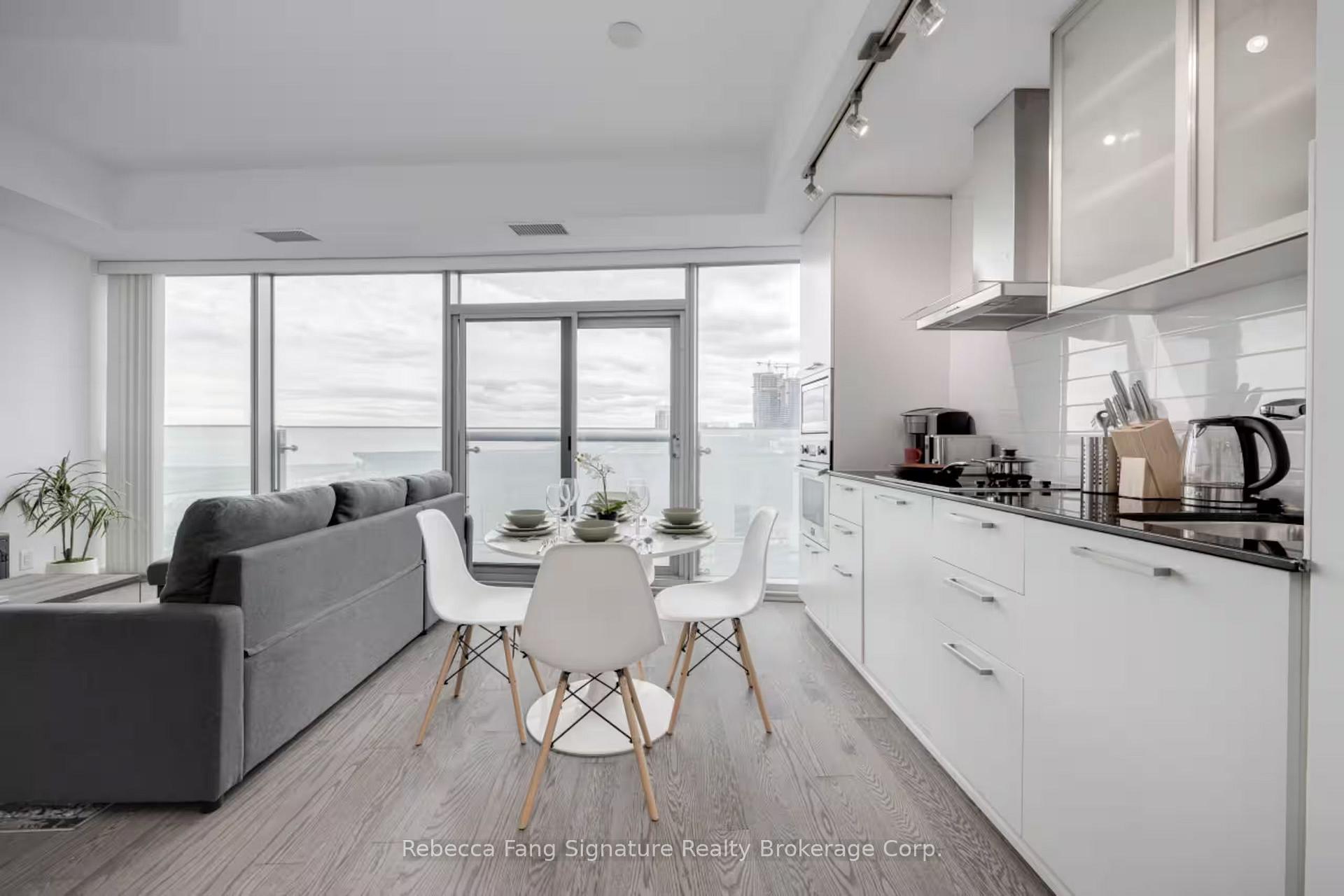 Photo 5 of Unit 3206, 12 York Street, Toronto, Waterfront Communities — HOMEH